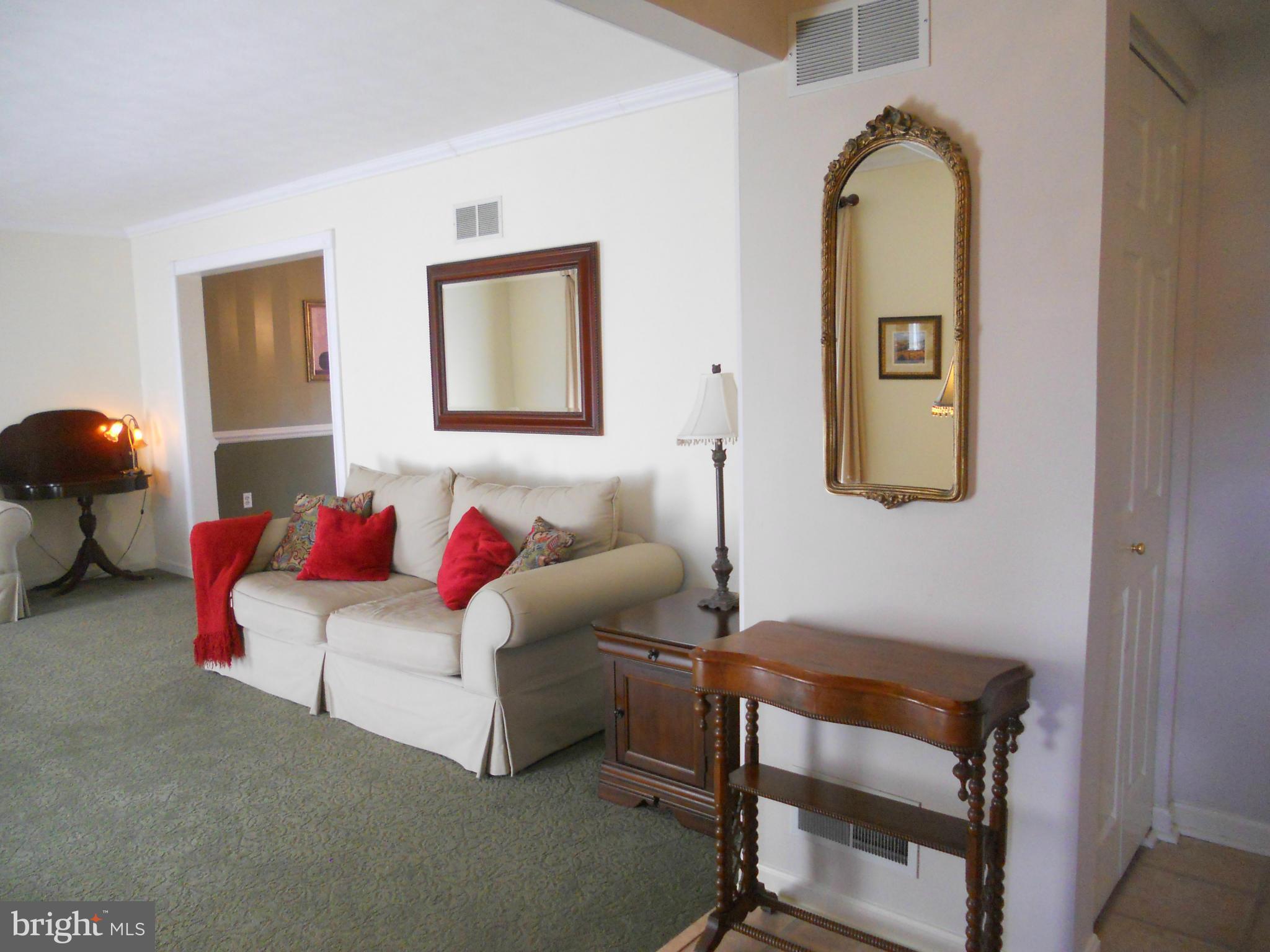 ROBERTS FIELD - Residential