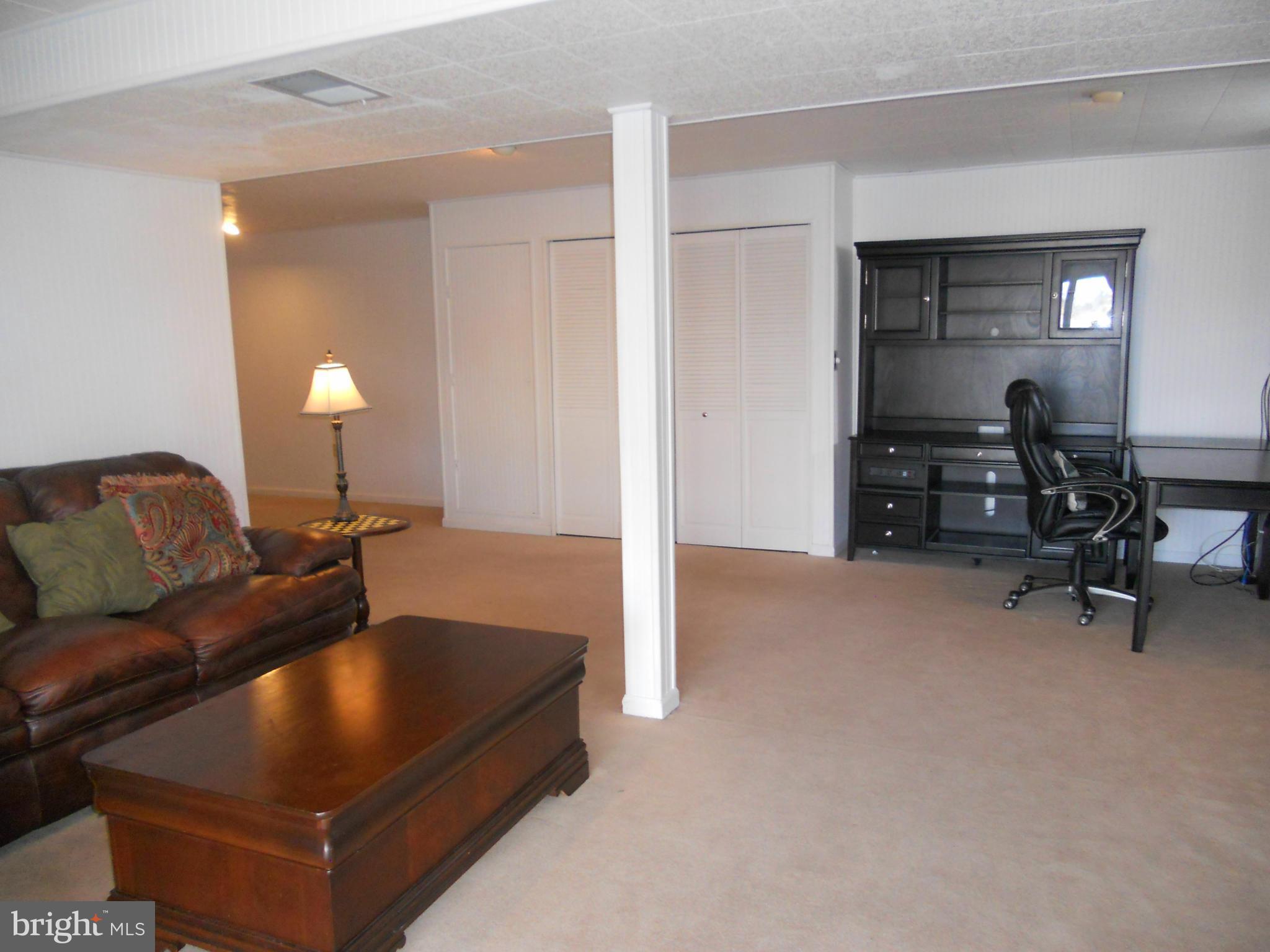 ROBERTS FIELD - Residential