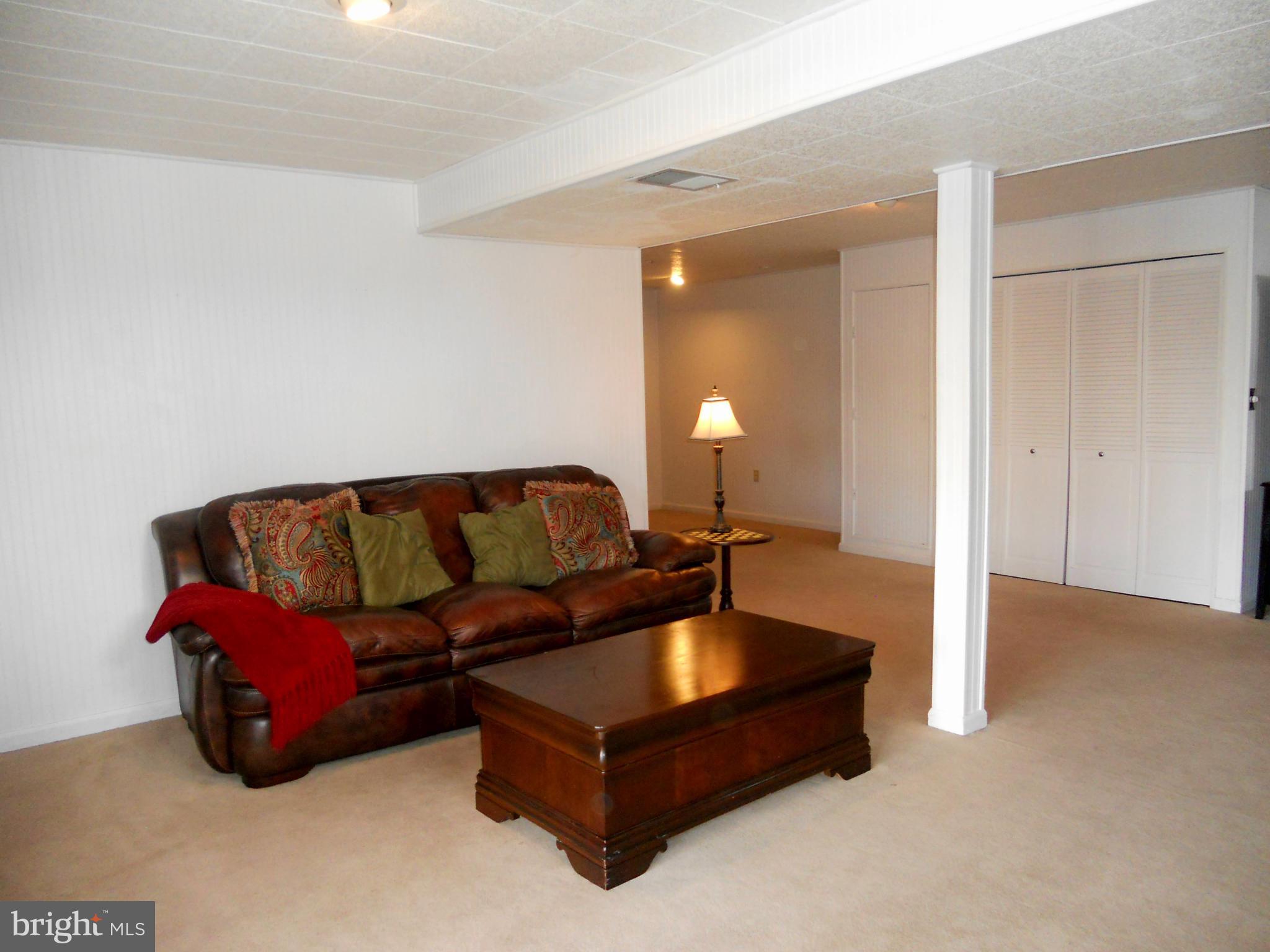 ROBERTS FIELD - Residential