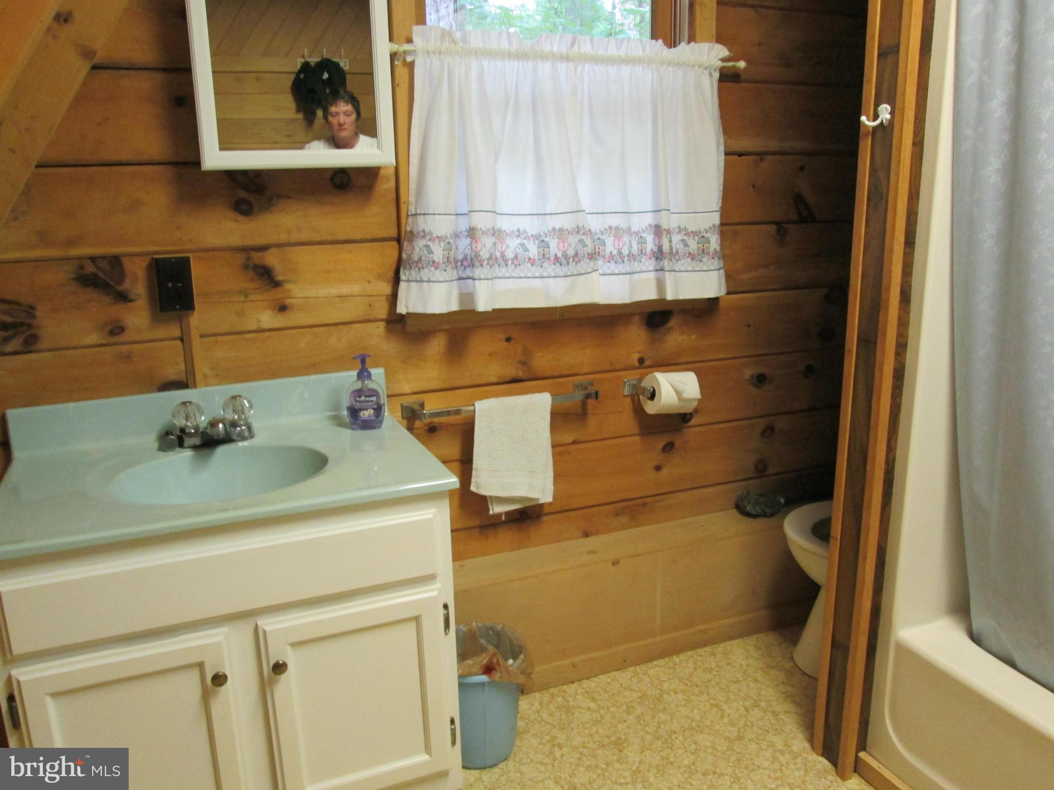 SLEEPY CREEK ORCHARD - Residential