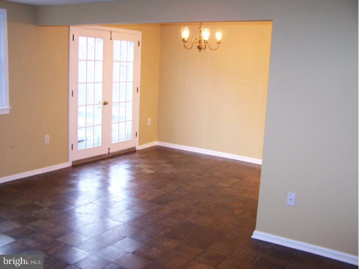 YARDLEY COMMONS - Residential