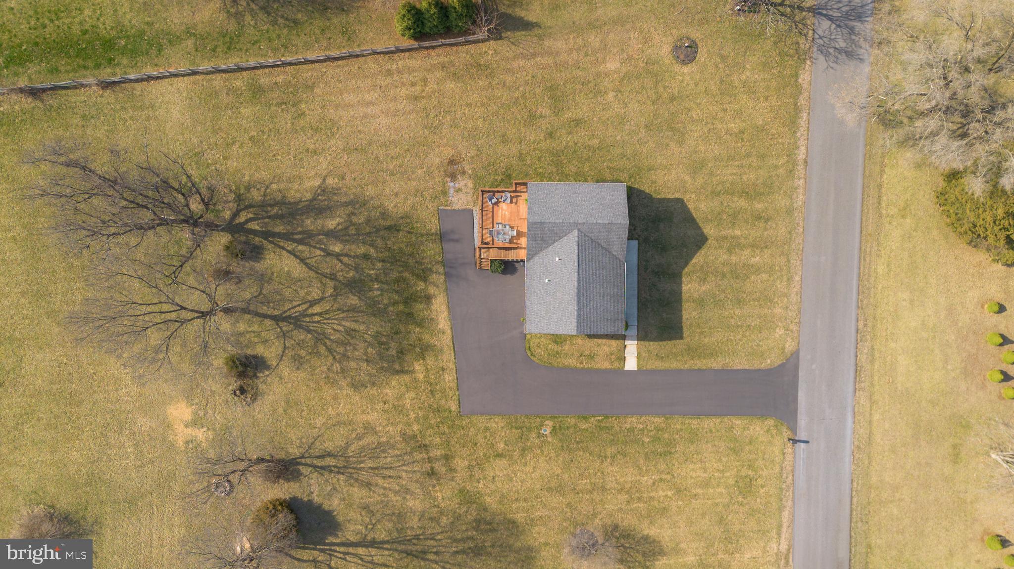 LA-VI ESTATES - Residential