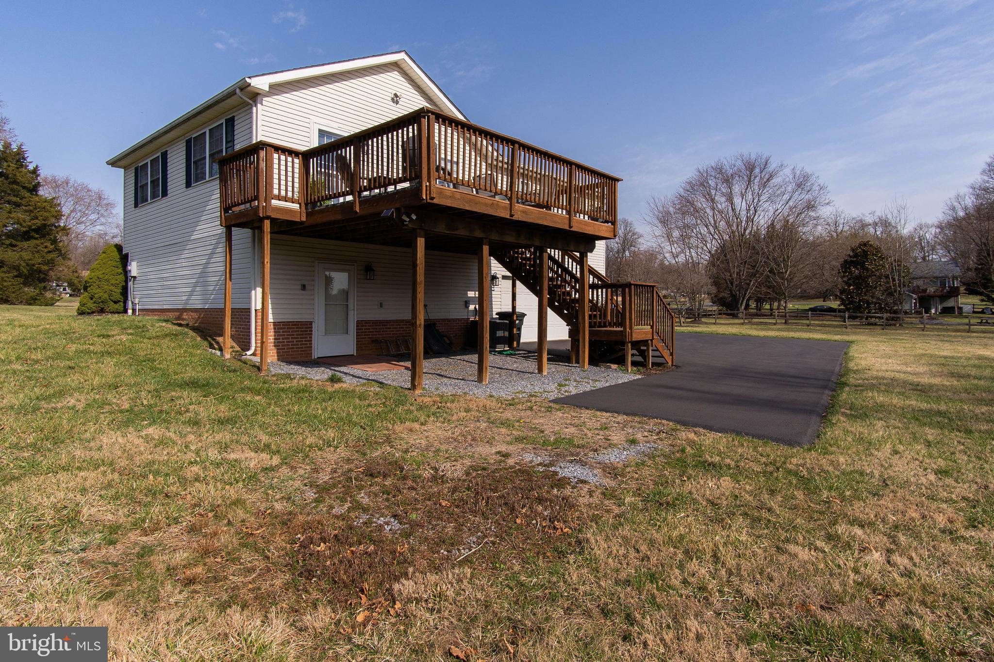 LA-VI ESTATES - Residential