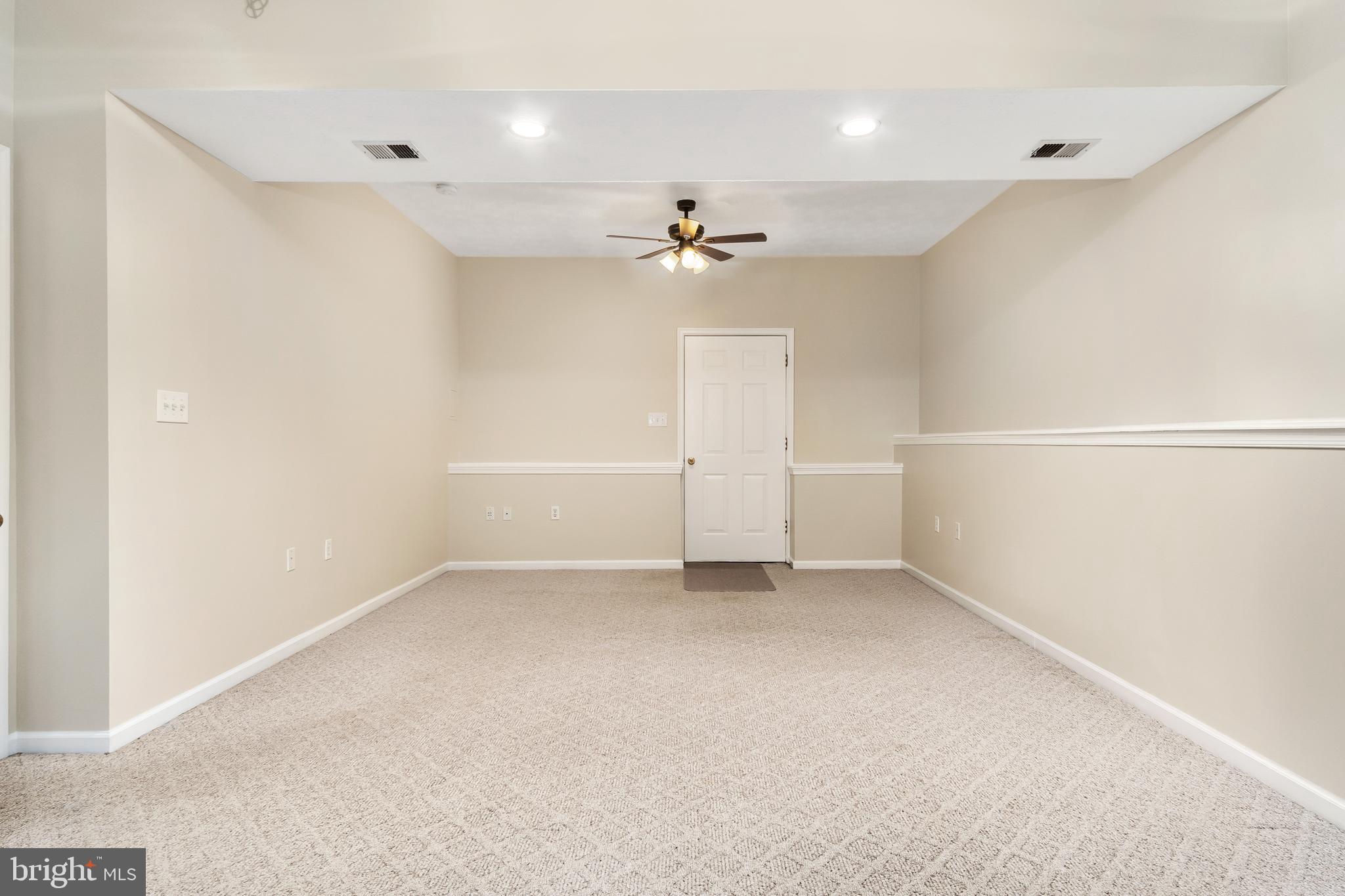 LA-VI ESTATES - Residential