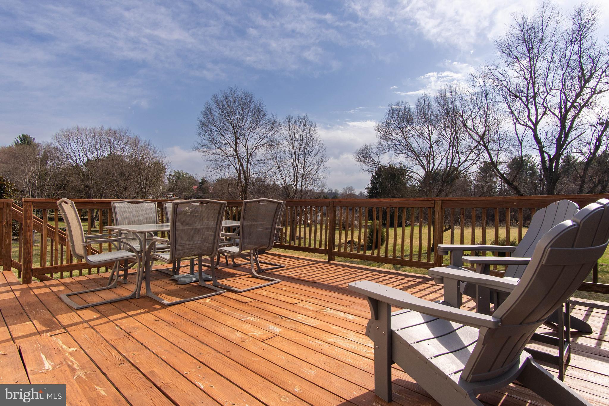 LA-VI ESTATES - Residential