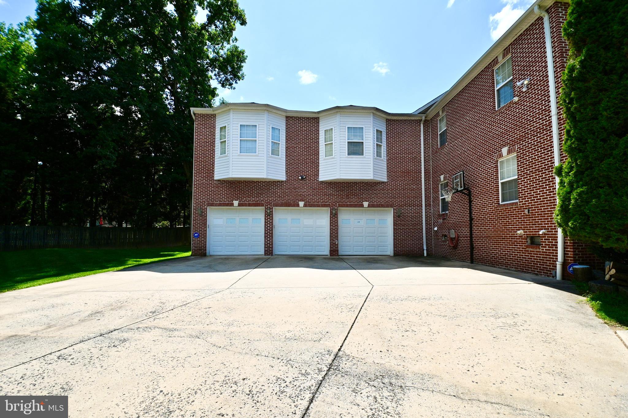7801 RIDGEWOOD DRIVE