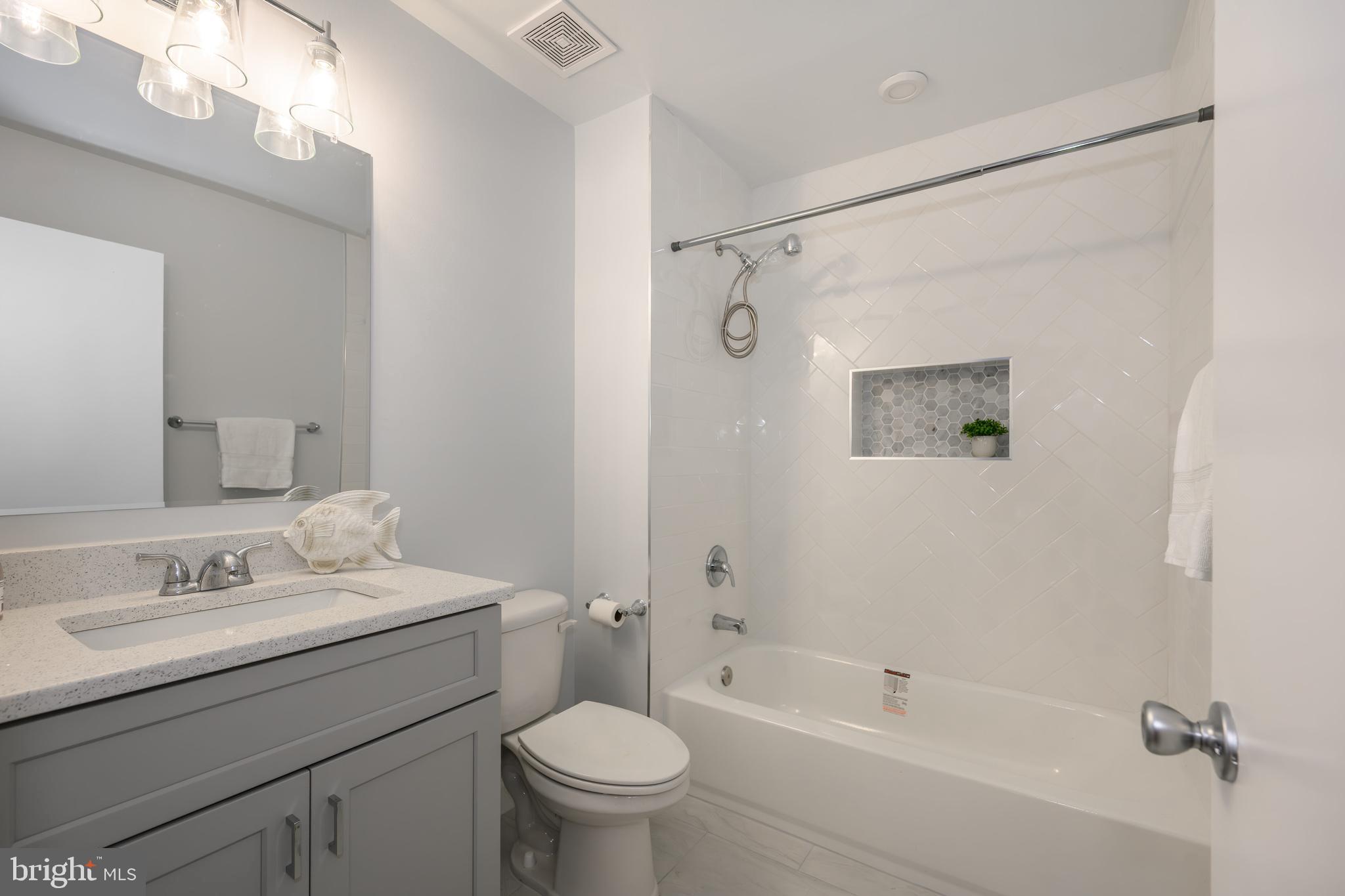 BAYVIEW AT KENT NARROWS - Residential