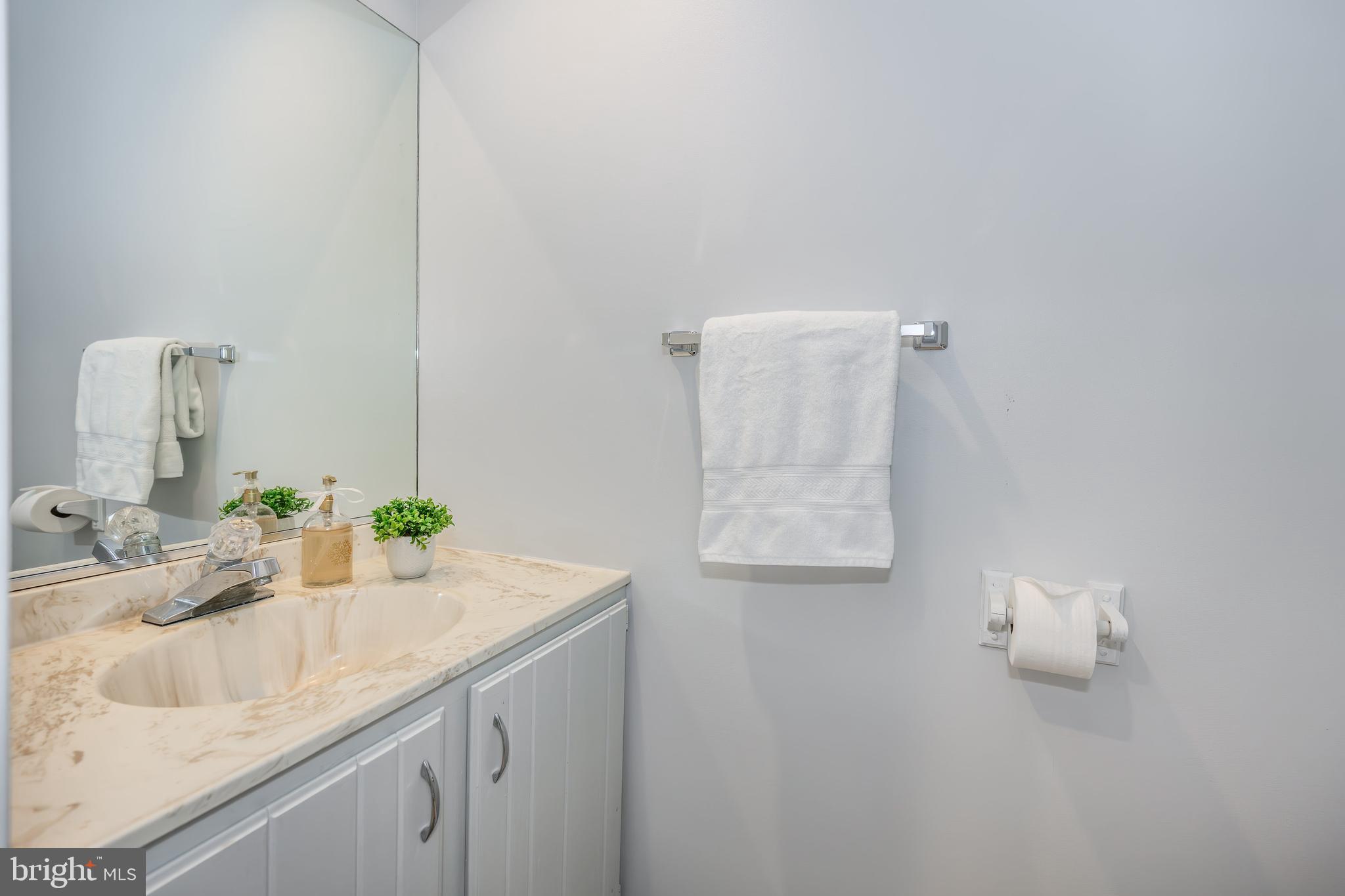 BAYVIEW AT KENT NARROWS - Residential