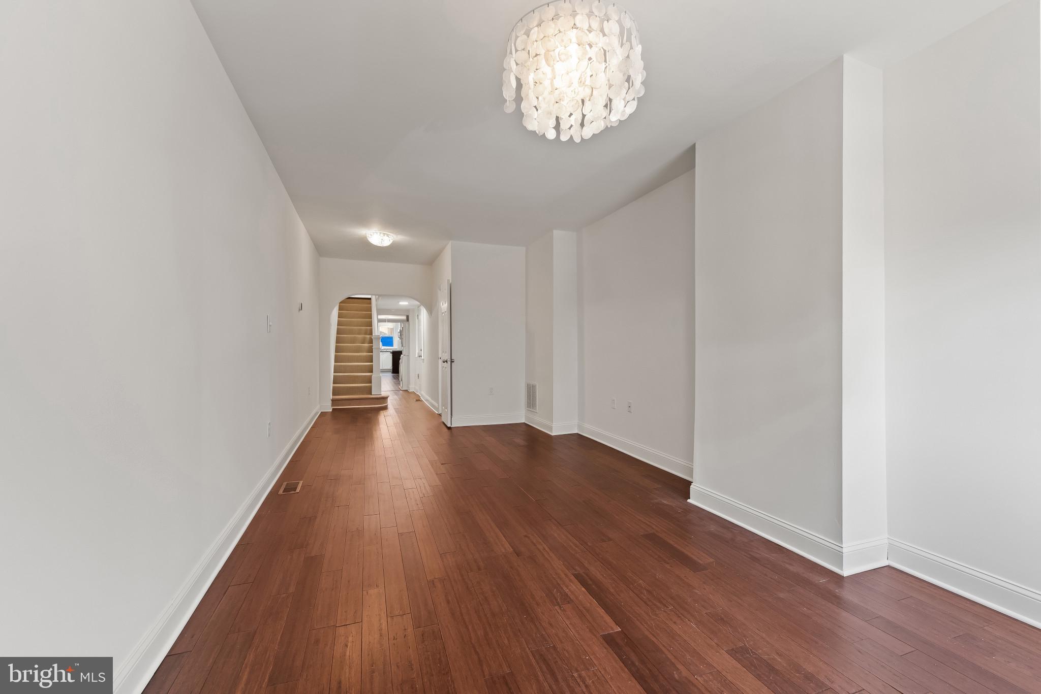 LITTLE ITALY - Residential Lease