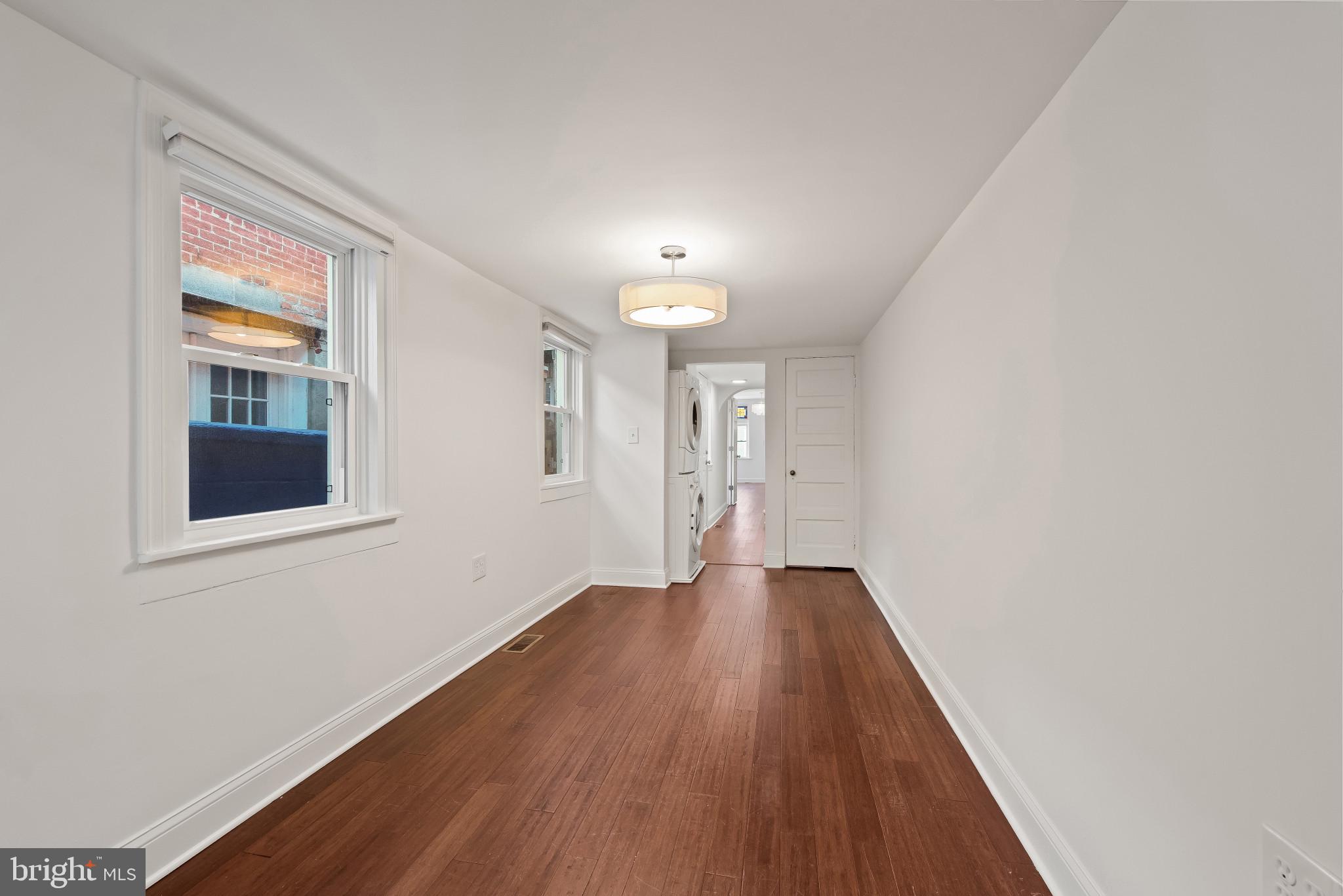 LITTLE ITALY - Residential Lease