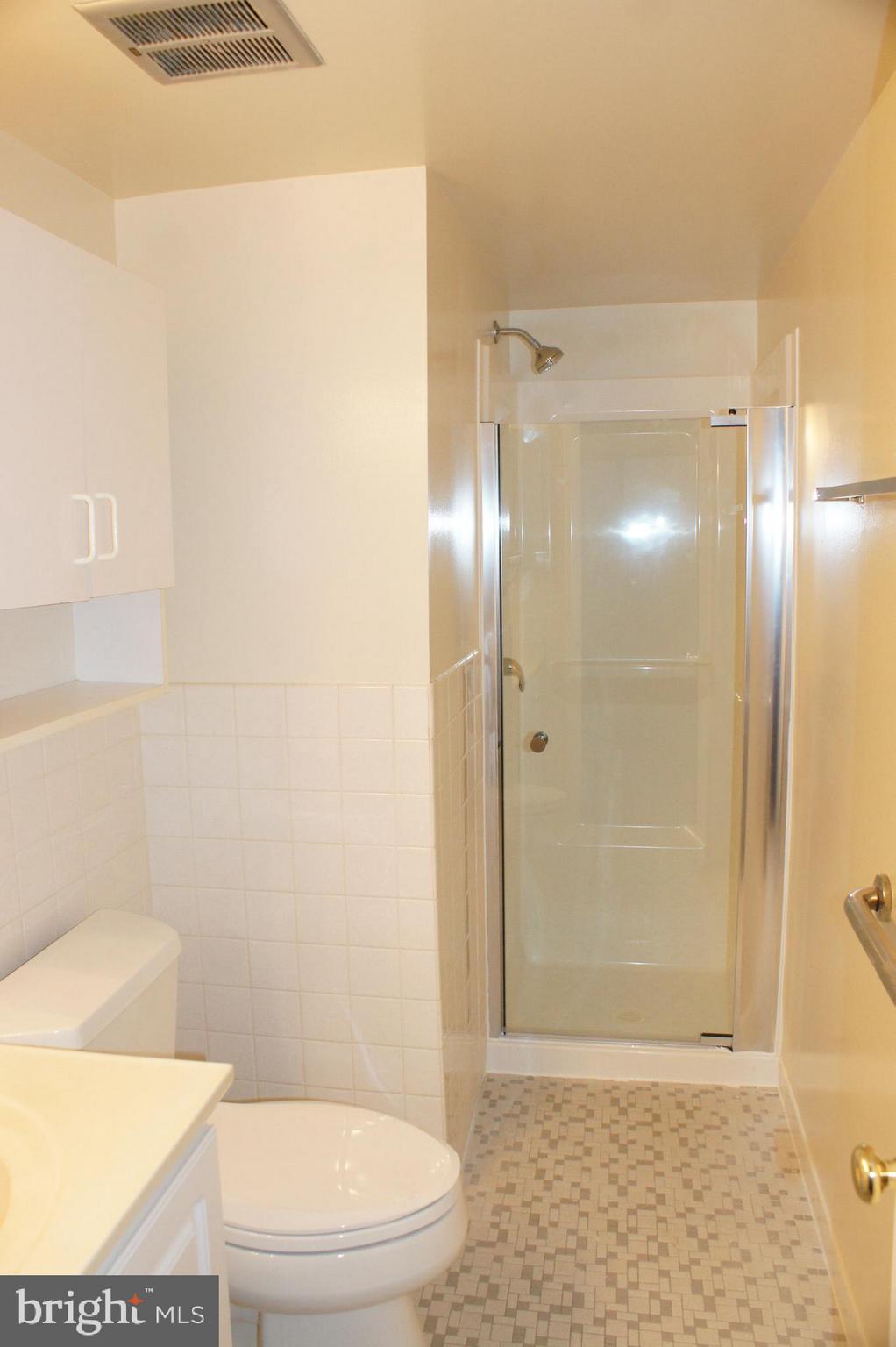 SEVERN HOUSE - Residential Lease