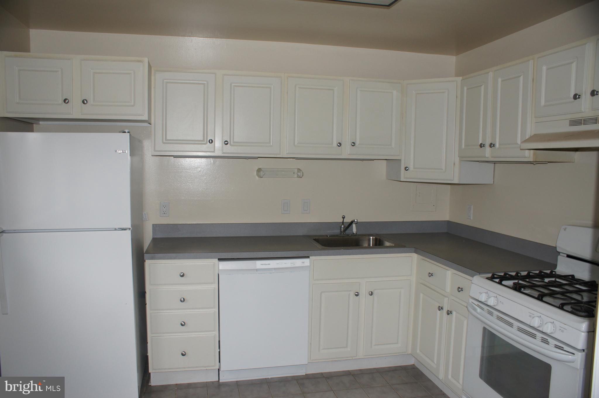 SEVERN HOUSE - Residential Lease