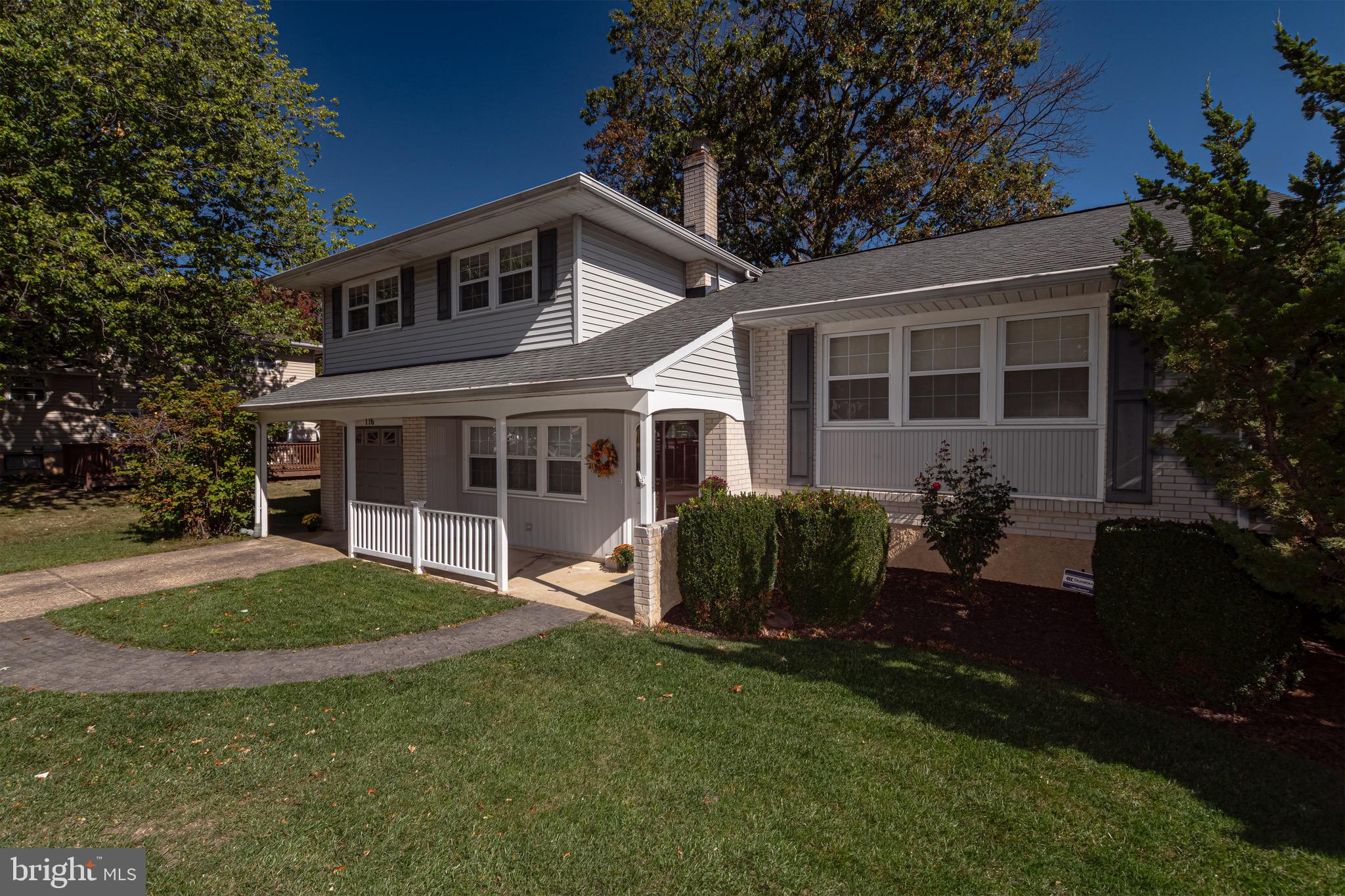 116 AUTUMN HORSESHOE