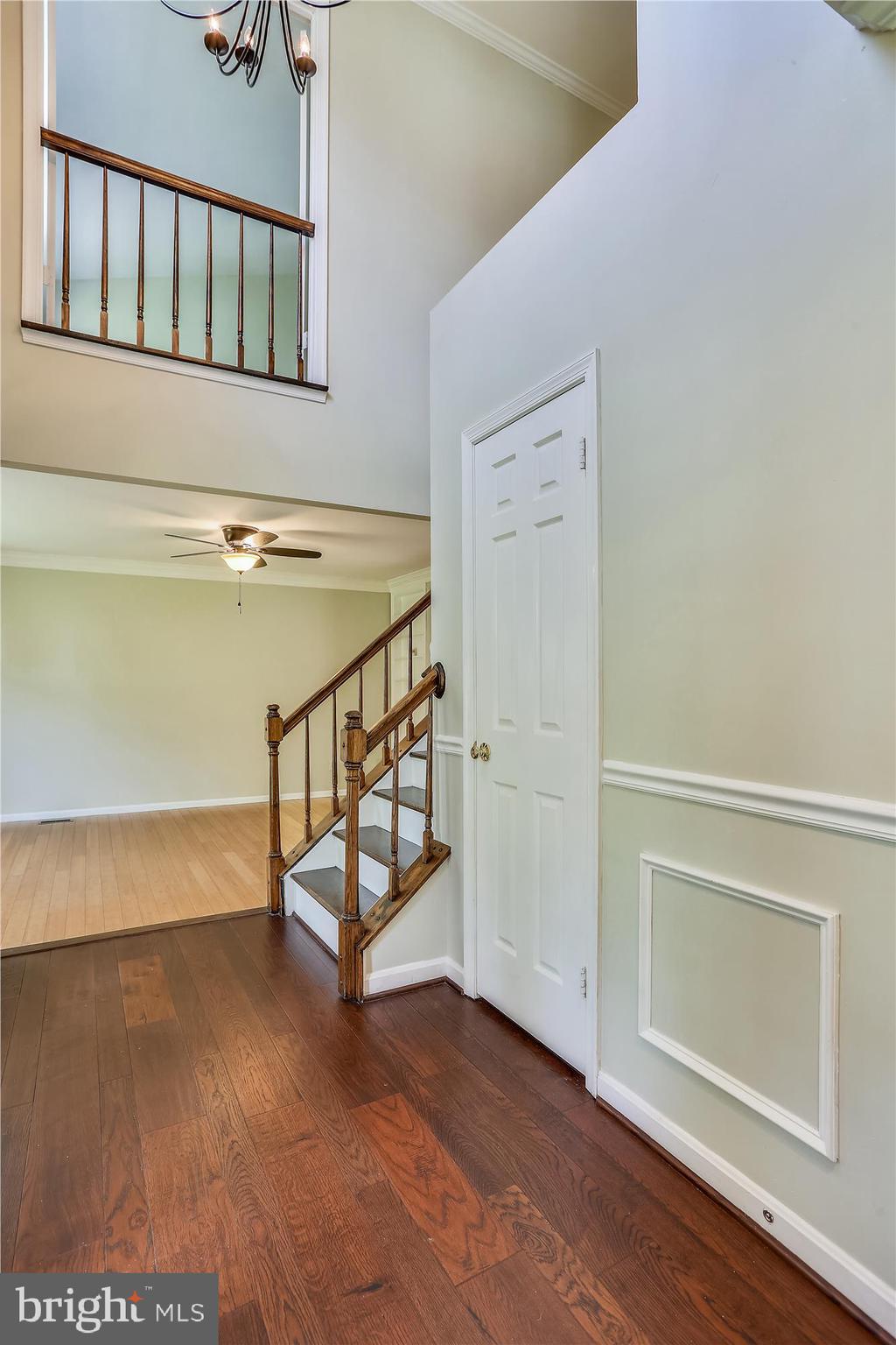 THE DOWNS - MONTG VILL - Residential