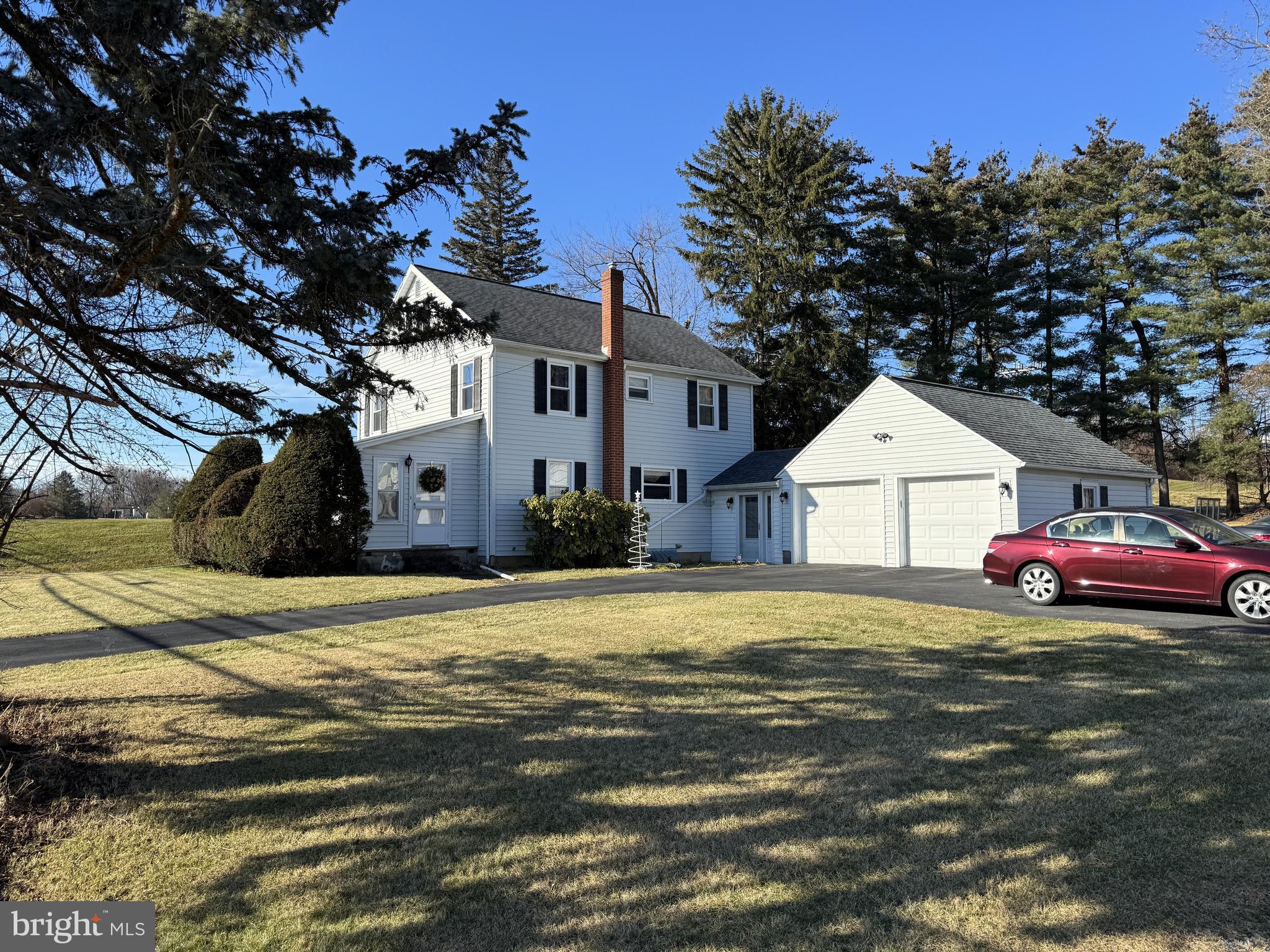 Commercially zone house with two-car attached garage, and one-car detached garage. Located along Pine Hall Ct, clients can pull through directly from College Ave to Pine Hall Road. Beautiful property with great commercial potential near Science Park.