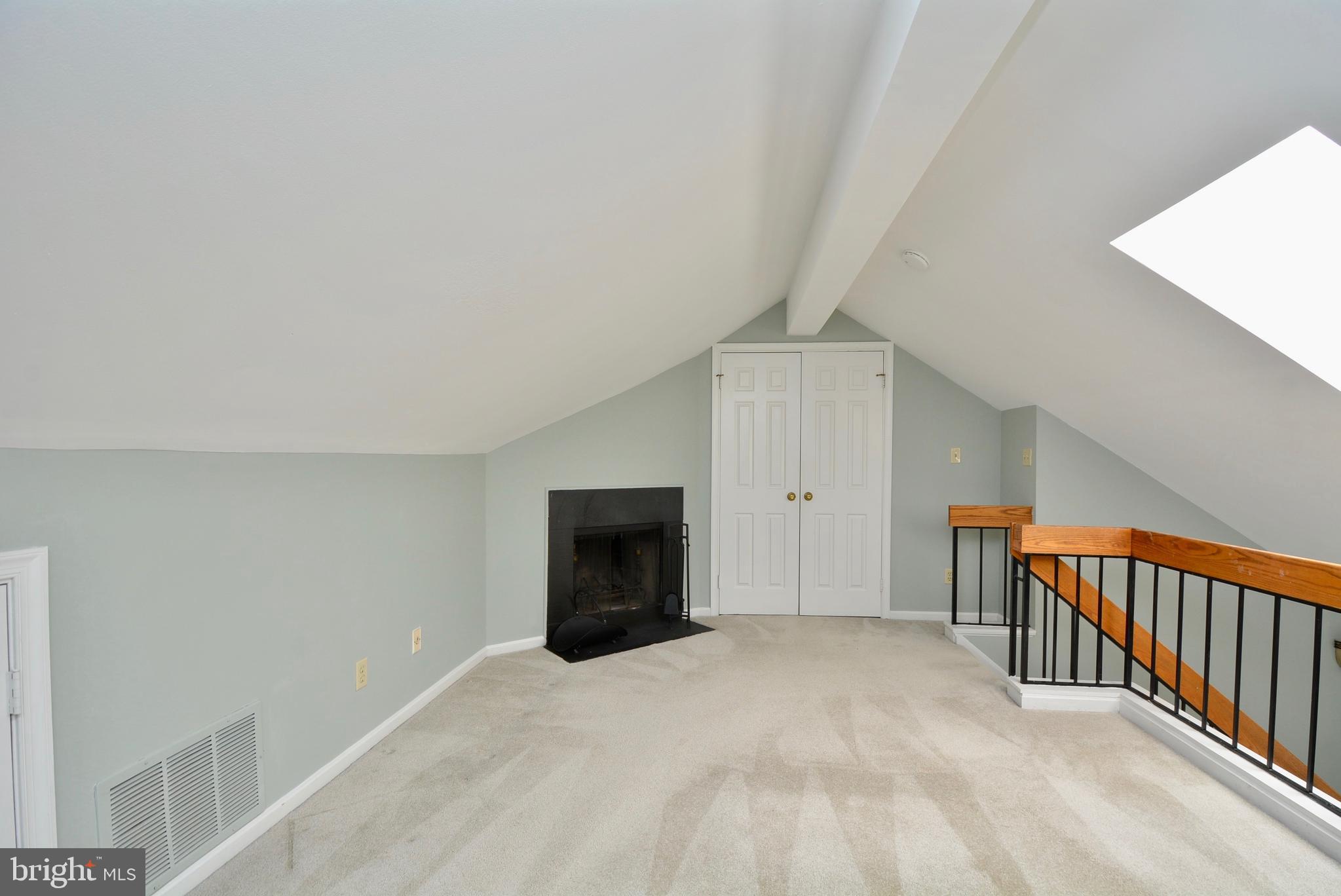 HARBOR TERRACE - Residential