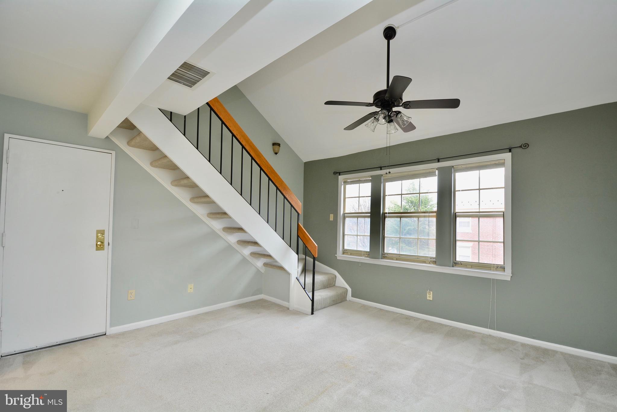 HARBOR TERRACE - Residential