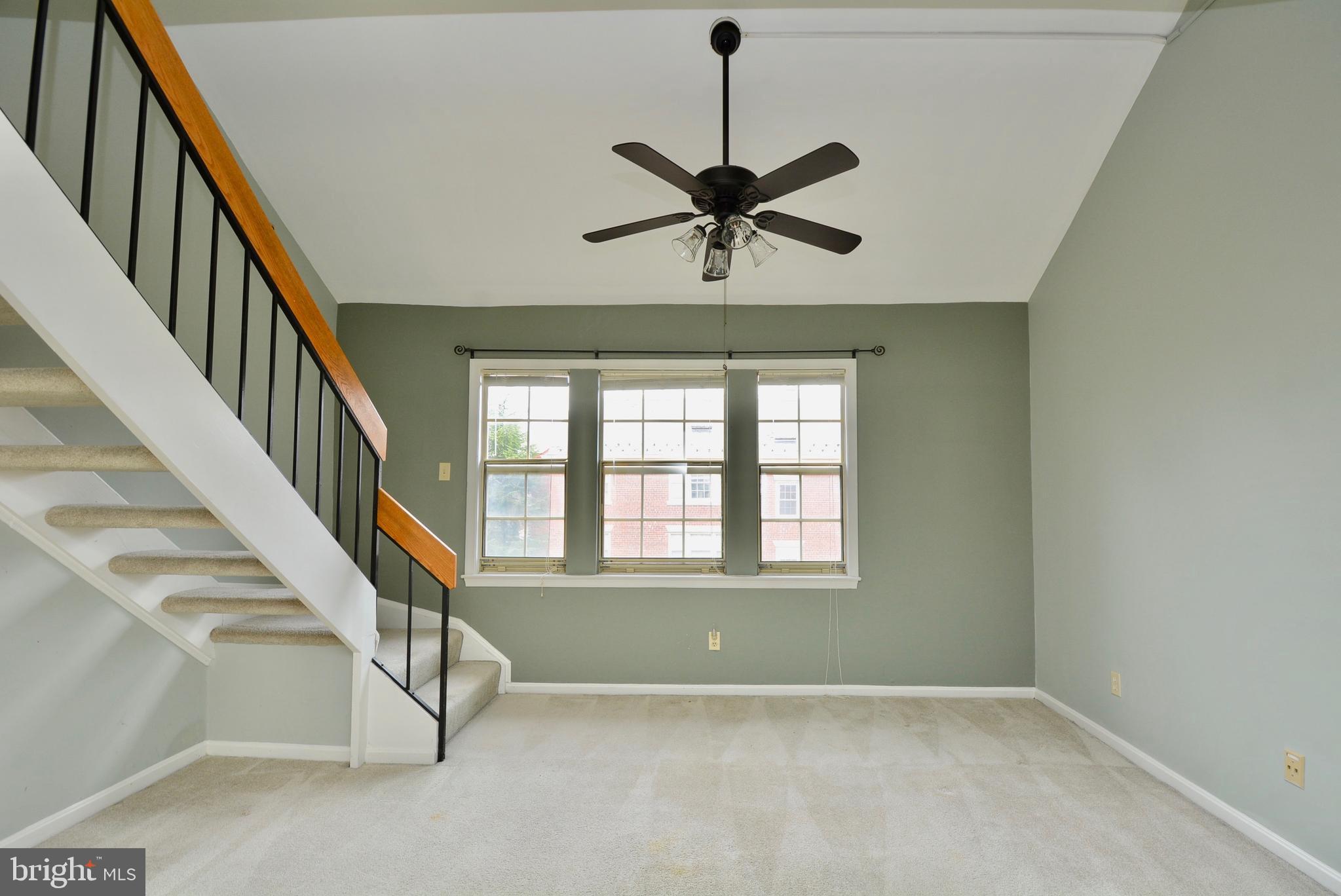 HARBOR TERRACE - Residential