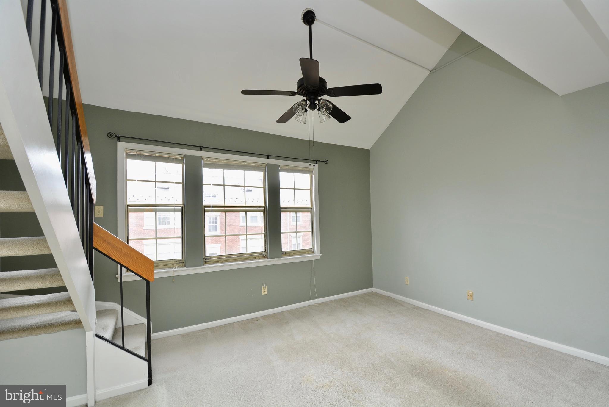 HARBOR TERRACE - Residential