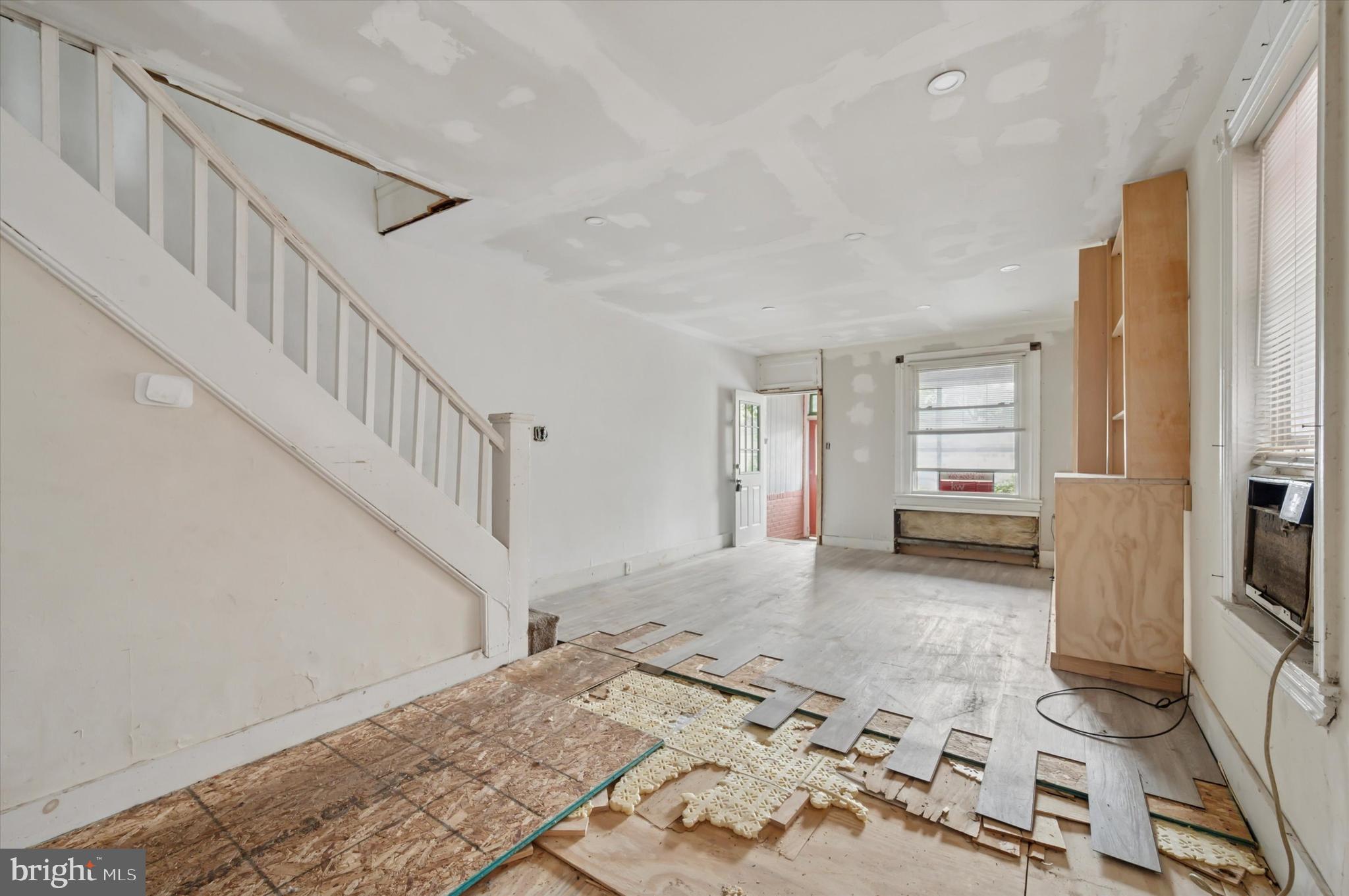 23 WOODBINE AVENUE