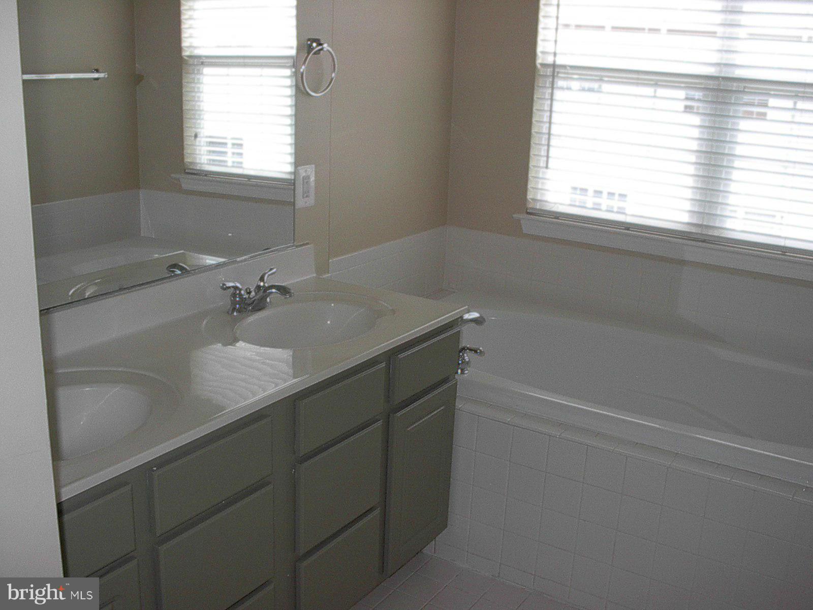 RYAN PARK - Residential Lease