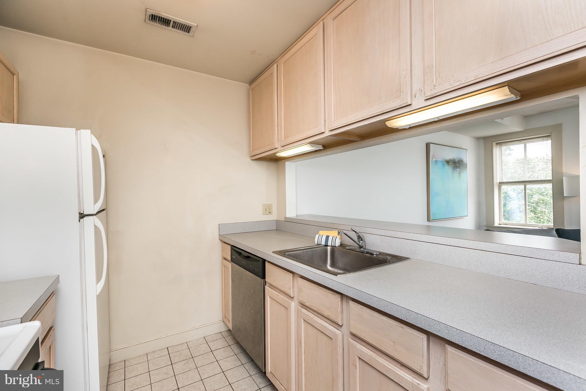 FEDERAL HILL HISTORIC DISTRICT - Residential Lease