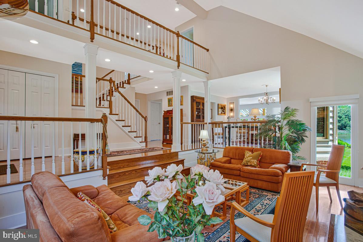 980 S RIVER LANDING ROAD