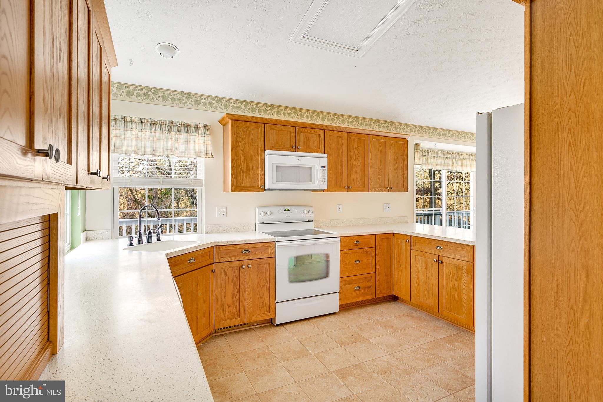 LAYSIDE - Residential