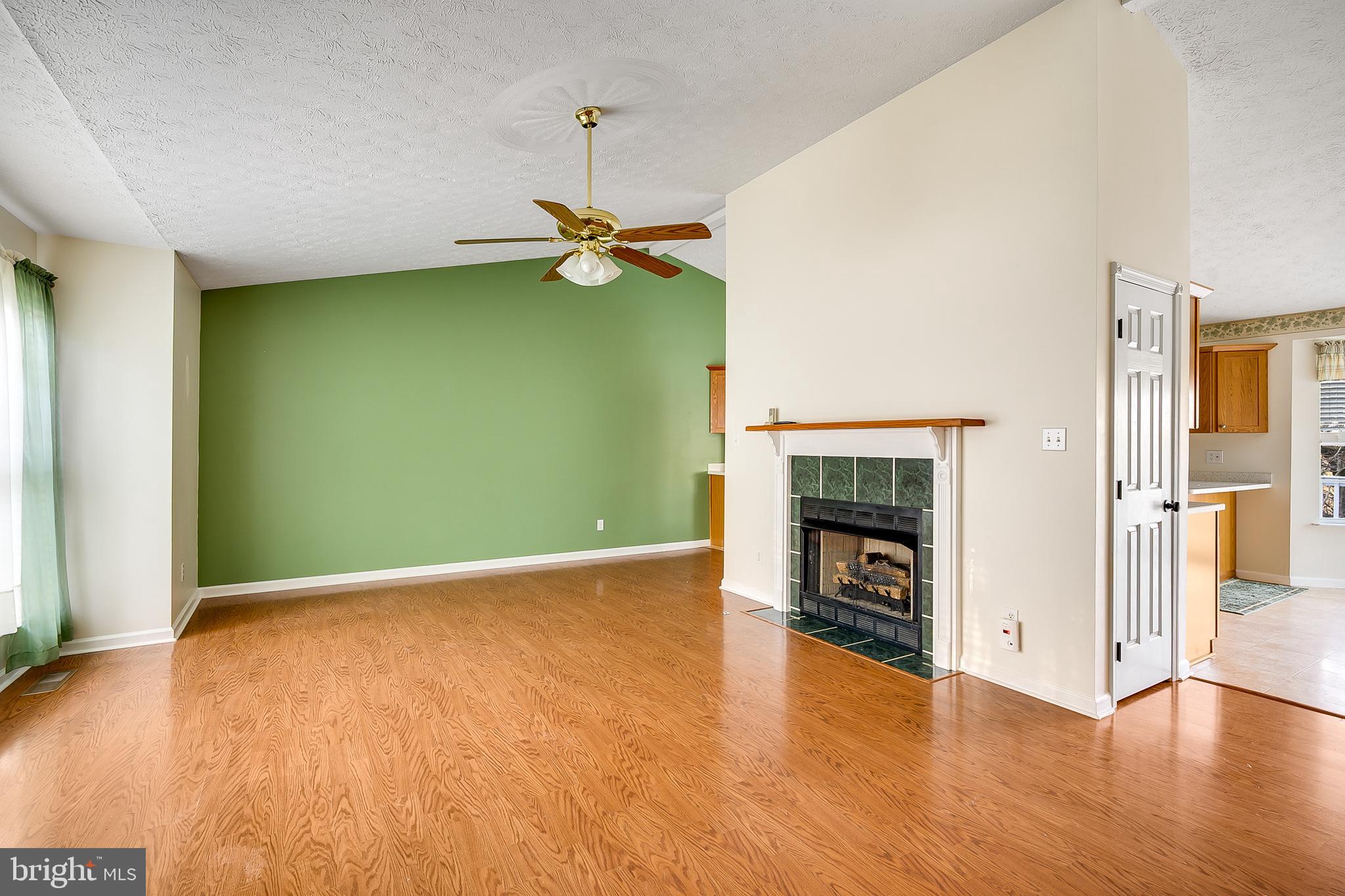 LAYSIDE - Residential