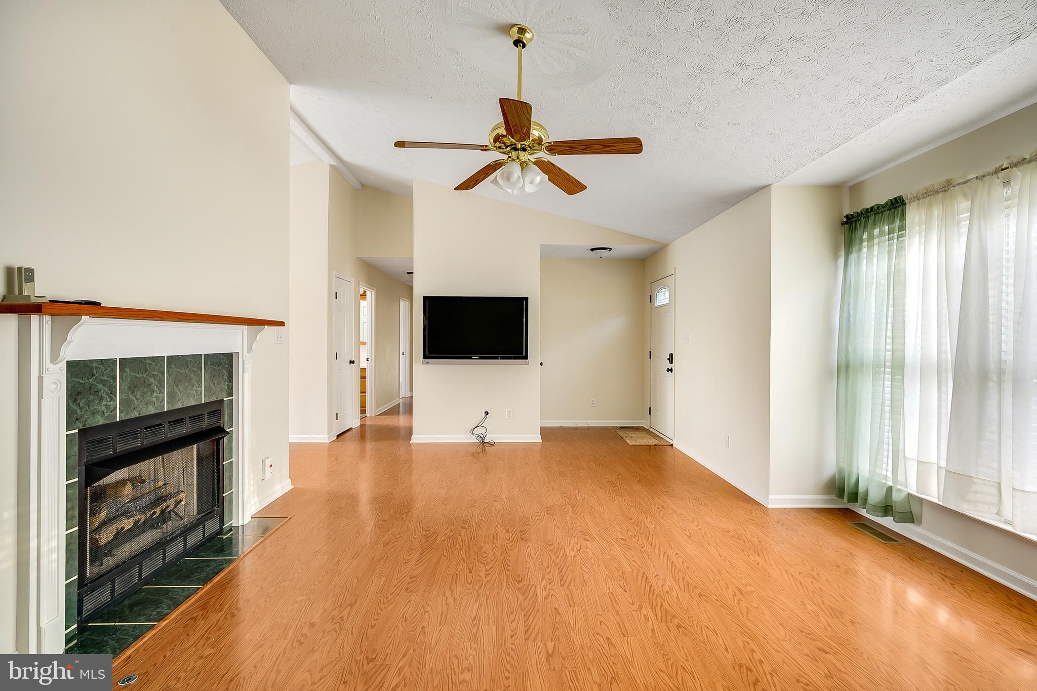 LAYSIDE - Residential