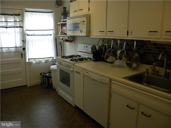 LAWNDALE - Residential