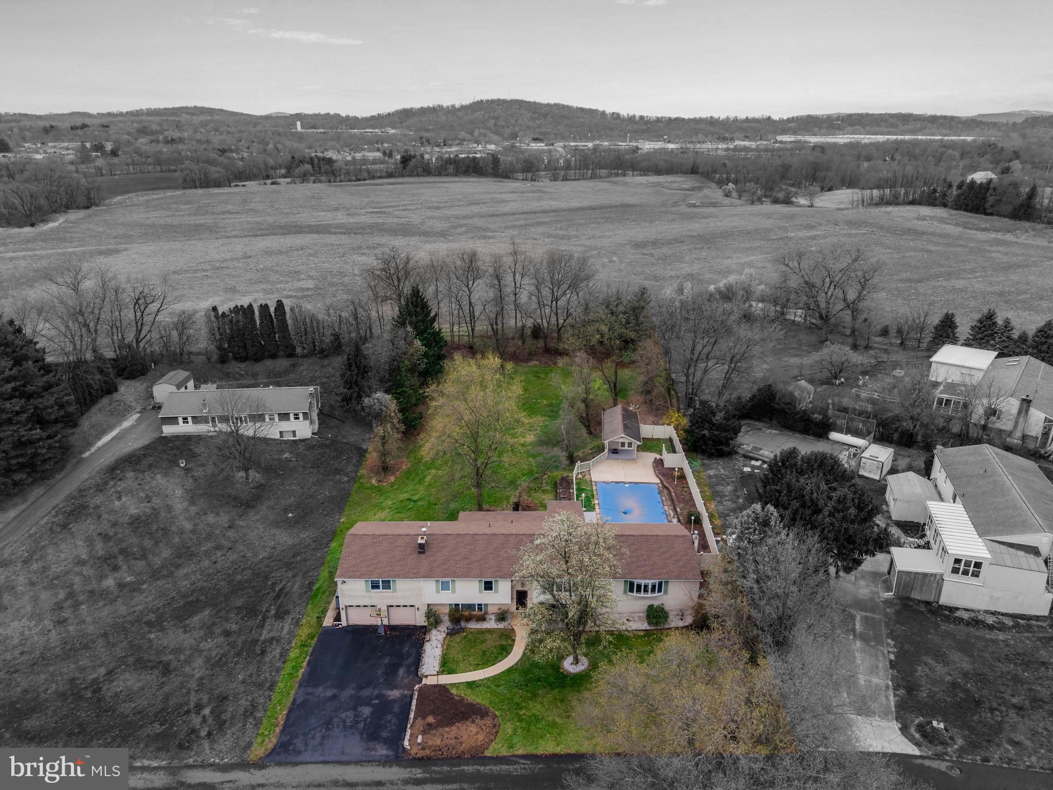661 DIANE DRIVE