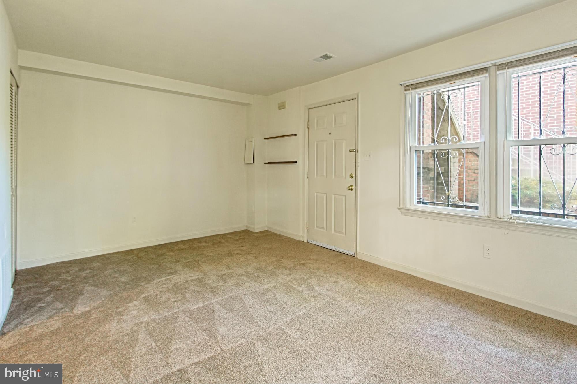 ARLINGTON - Residential Lease