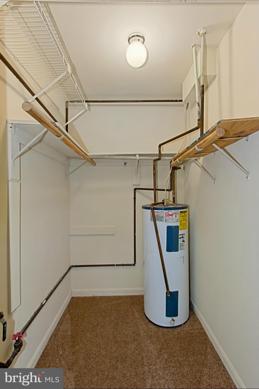 ARLINGTON - Residential Lease