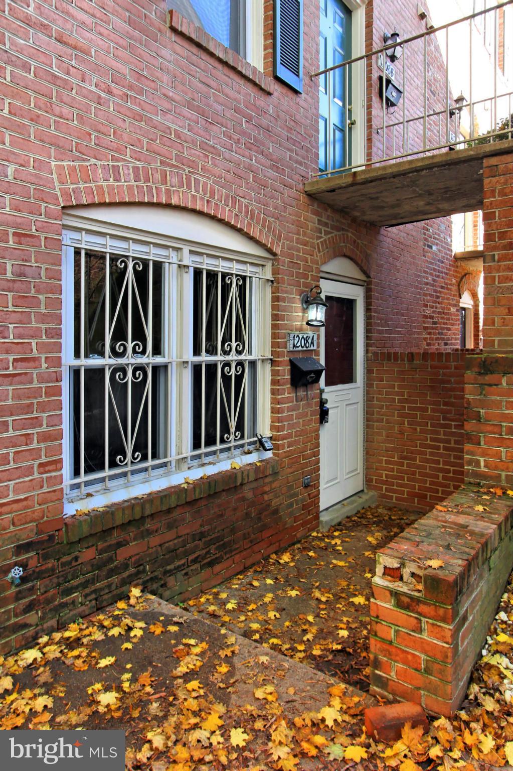 ARLINGTON - Residential Lease