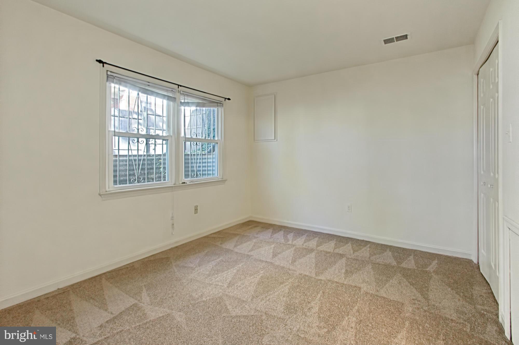 ARLINGTON - Residential Lease