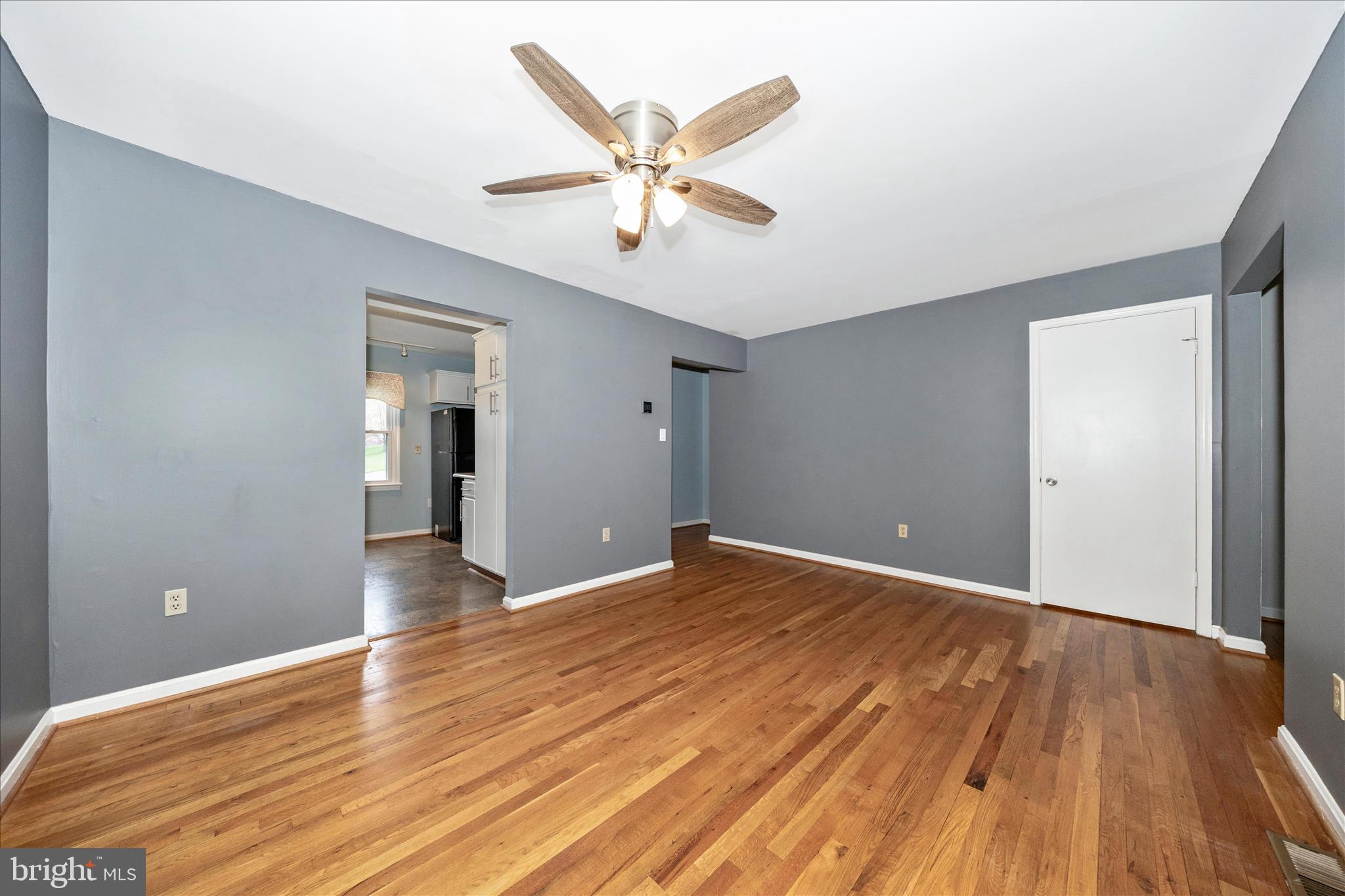 JEFFERSON VILLAGE - Residential