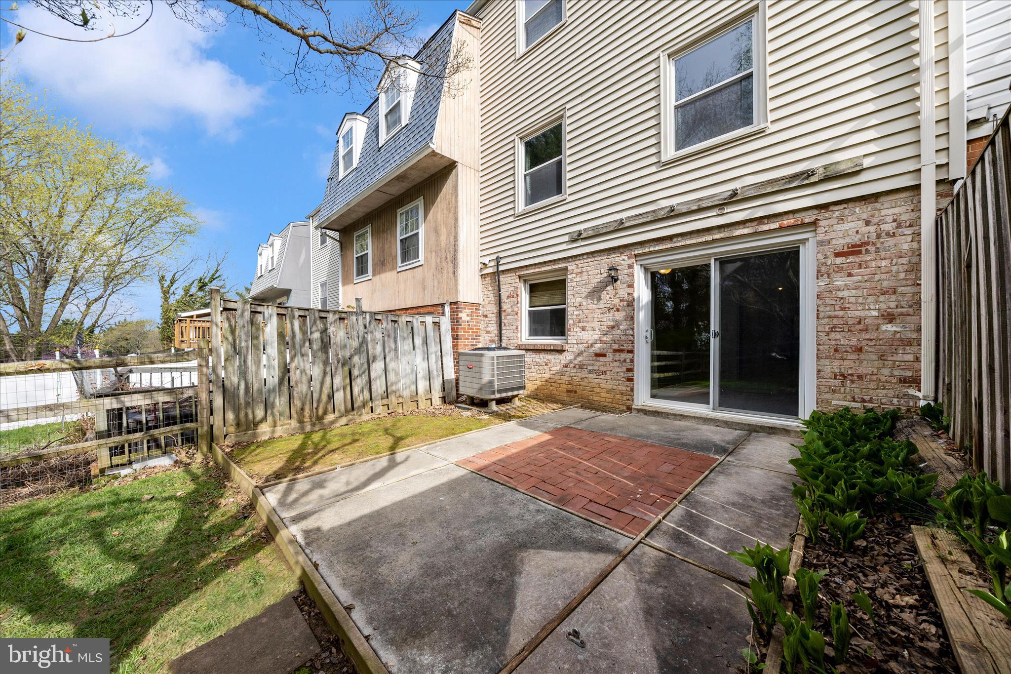 JEFFERSON VILLAGE - Residential