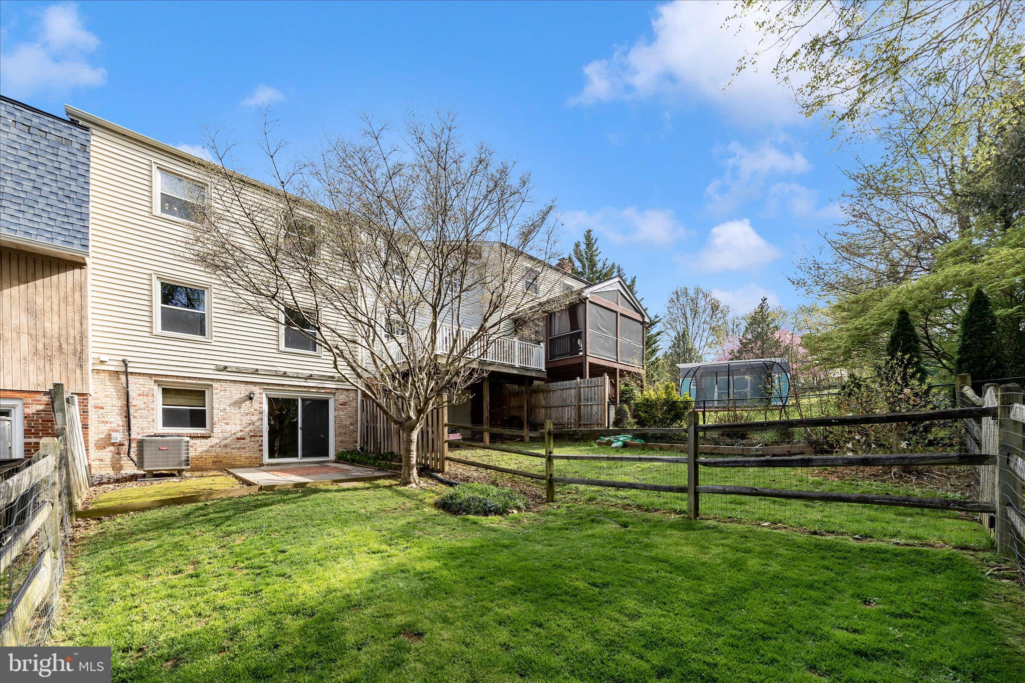 JEFFERSON VILLAGE - Residential