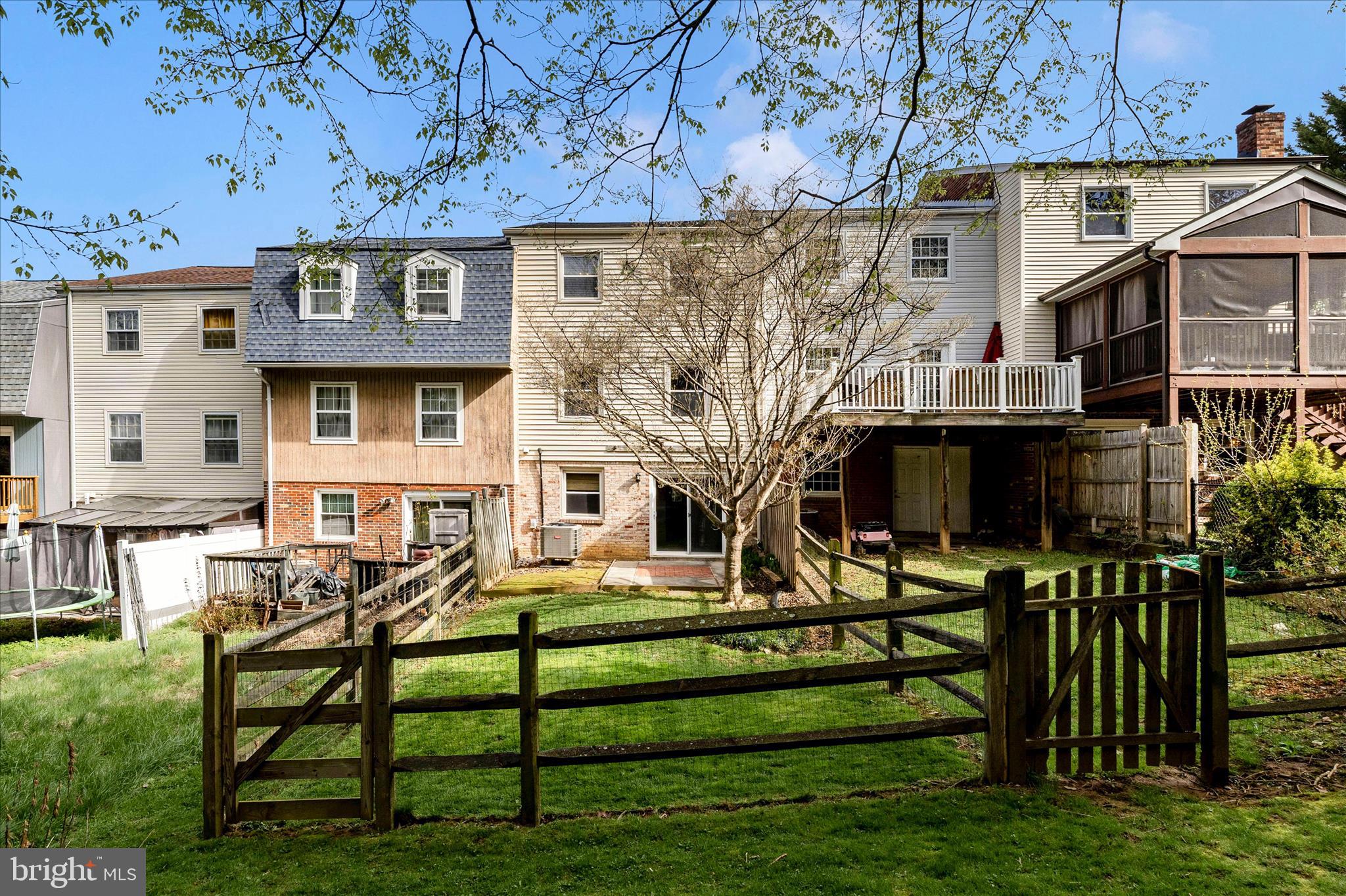 JEFFERSON VILLAGE - Residential