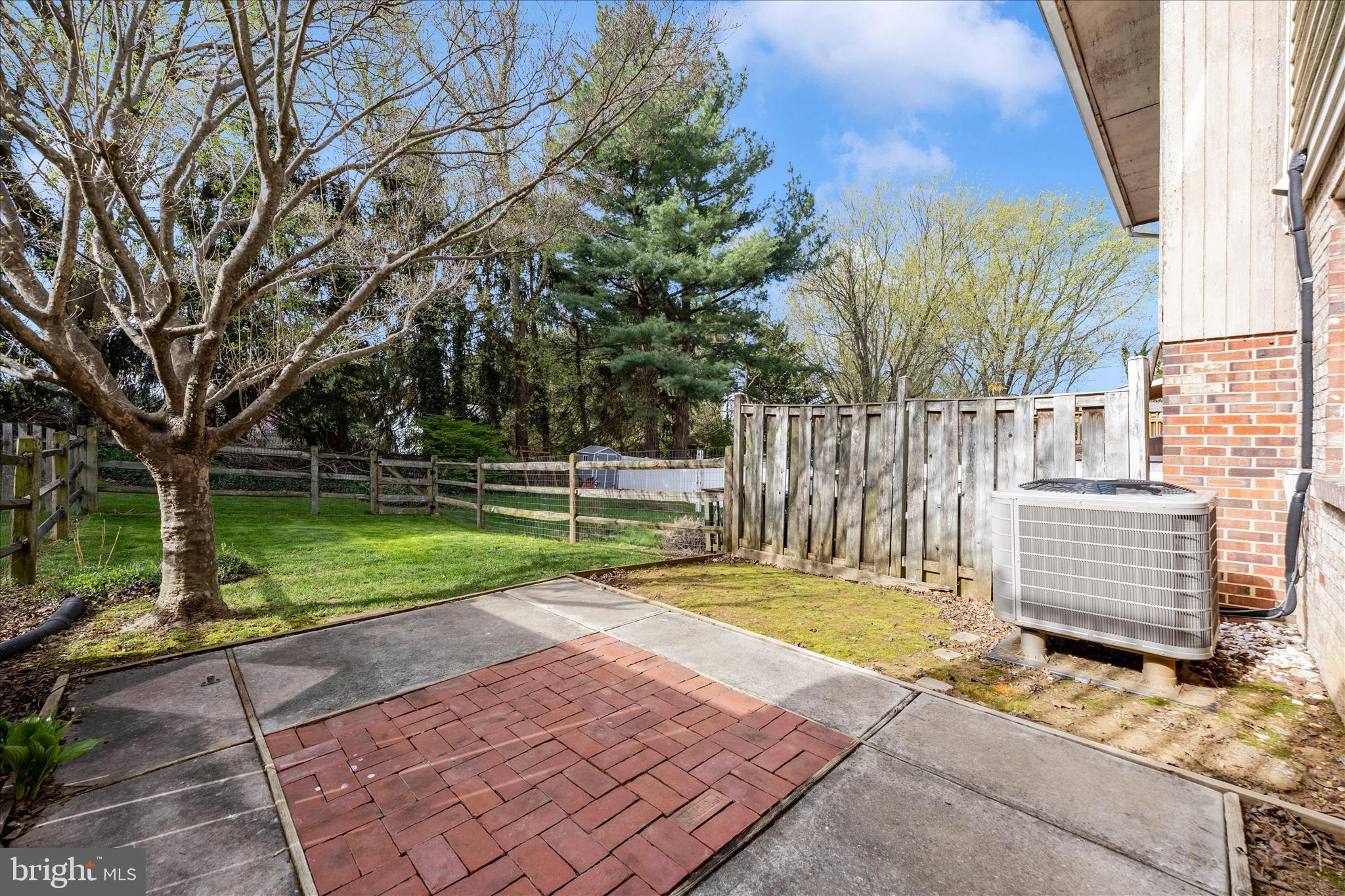 JEFFERSON VILLAGE - Residential