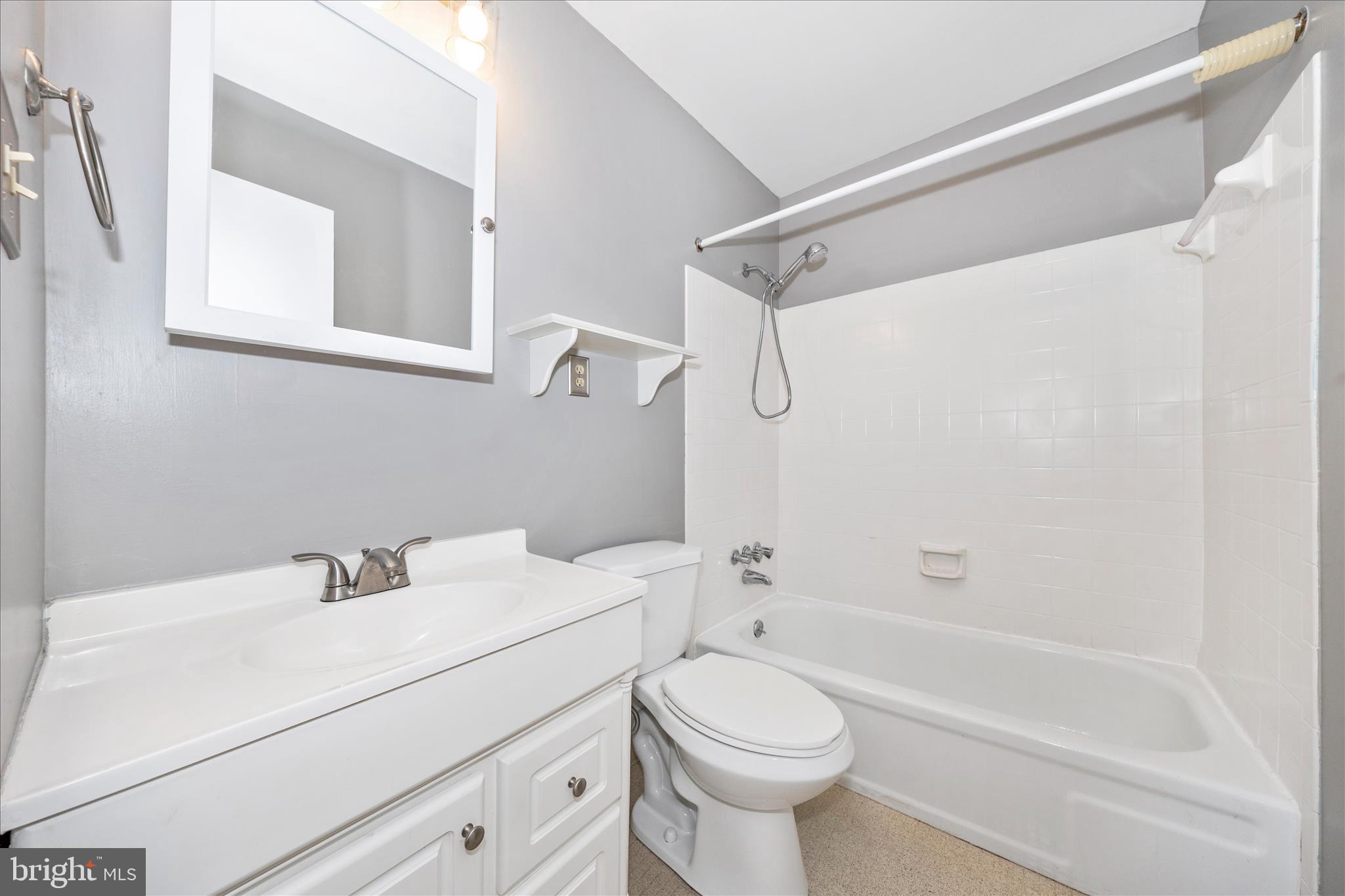 JEFFERSON VILLAGE - Residential