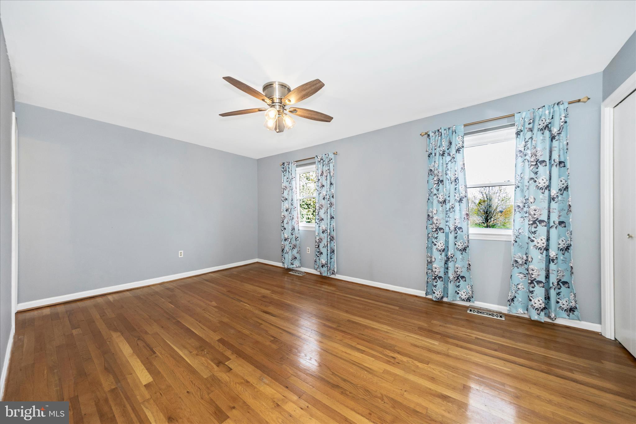 JEFFERSON VILLAGE - Residential