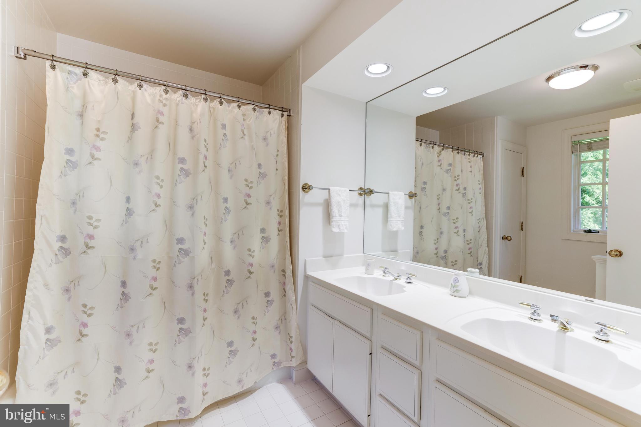 AVENEL - Residential