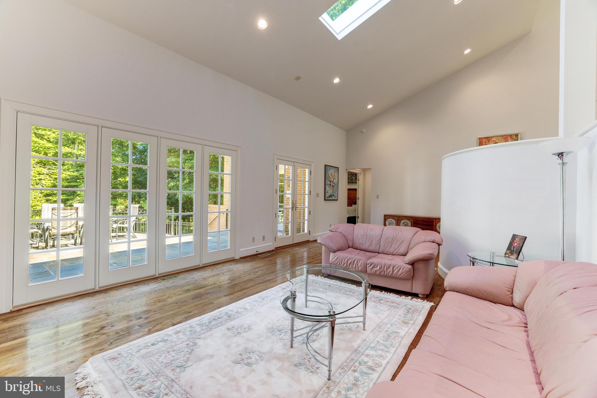 AVENEL - Residential