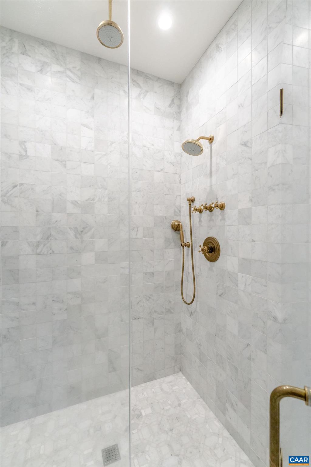 BUNDORAN FARM - Residential