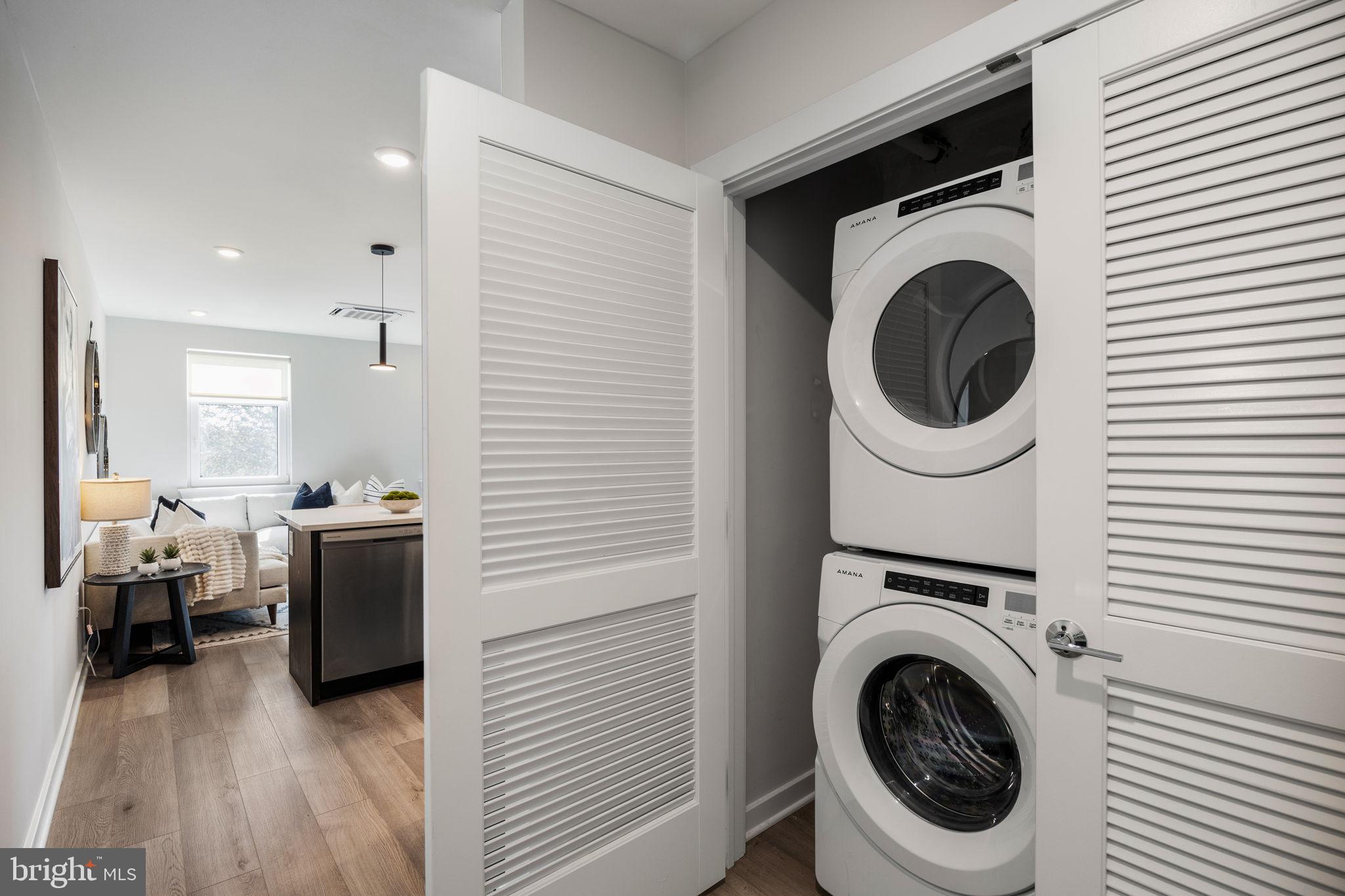 EAST FALLS - Residential Lease