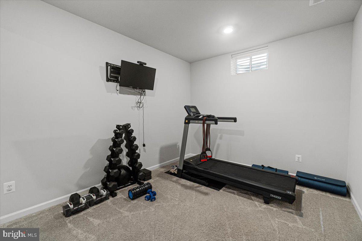 WOODBOURNE MANOR - Residential