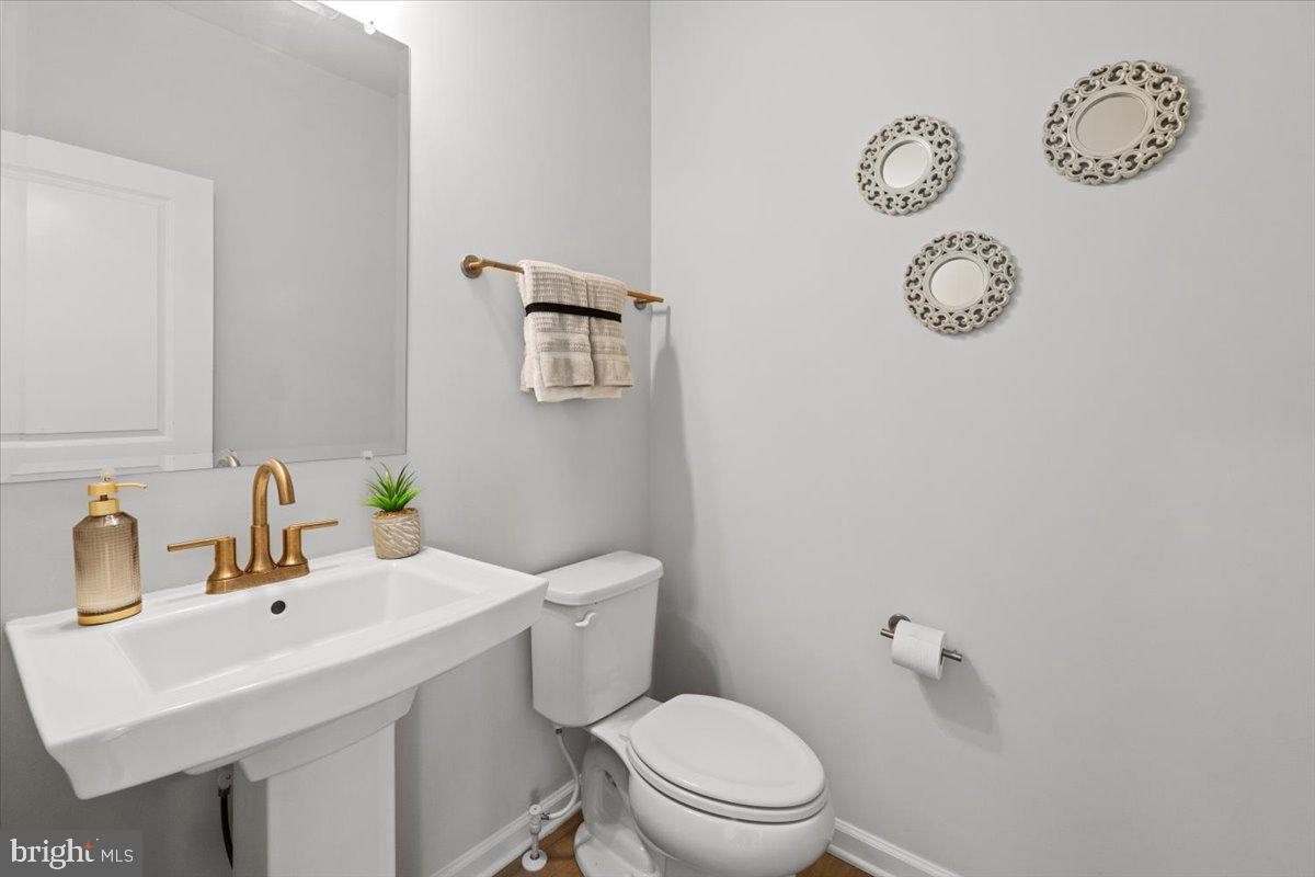 WOODBOURNE MANOR - Residential