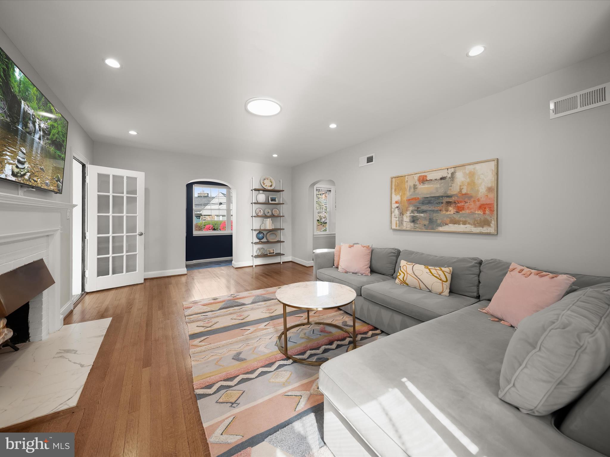 CHEVY CHASE TERRACE - Residential